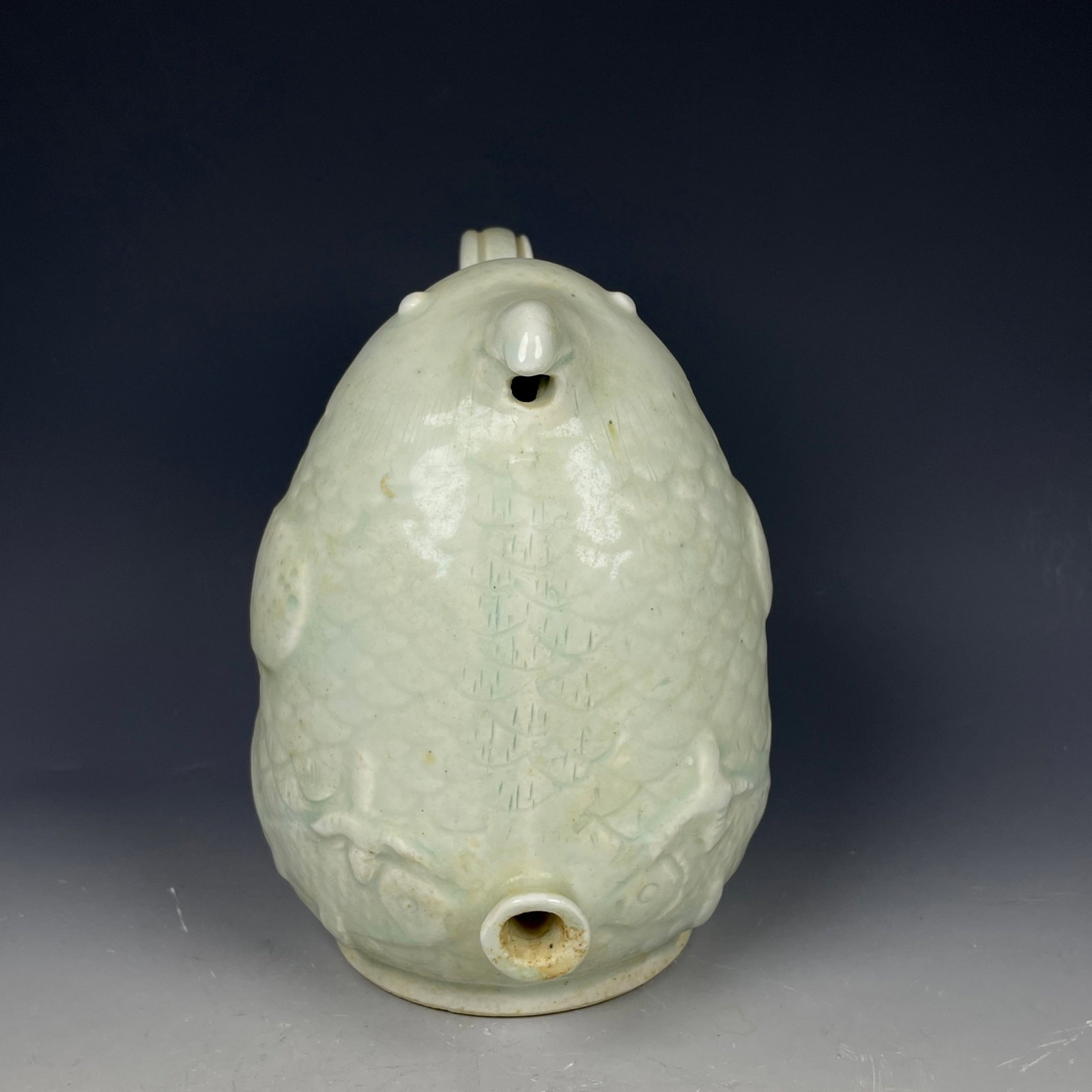An Exquisite Hutian yao Shadow Blue Glazed Eagle Pattern Teapot - 3