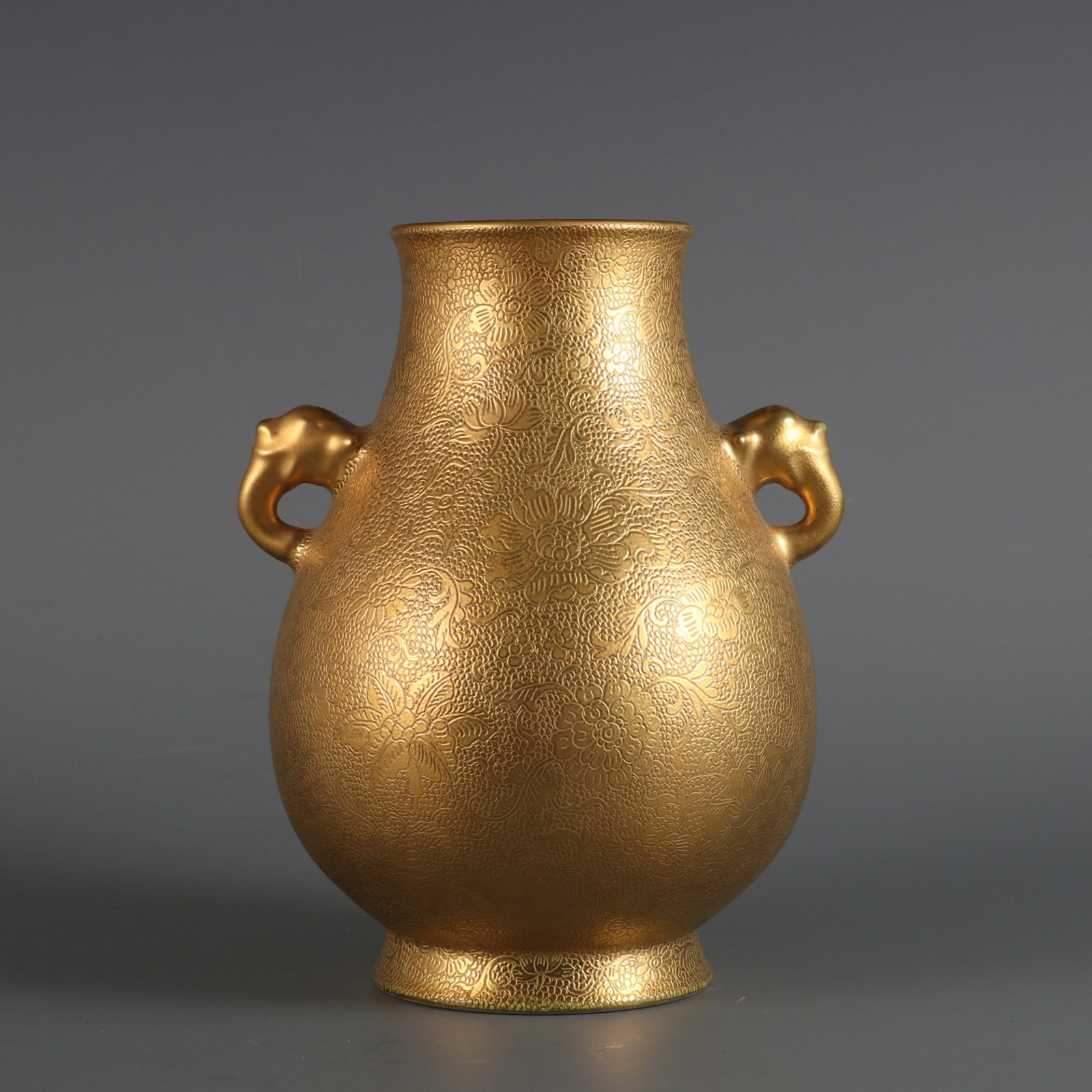 An Exquisite Gilt Lotus Pattern Elephant-Ears Vase: An Exquisite Gilt Lotus Pattern Elephant-Ears Vase,Qing Dynasty,China,Qianlong Six-character Mark,Size:7.2inx5.1in