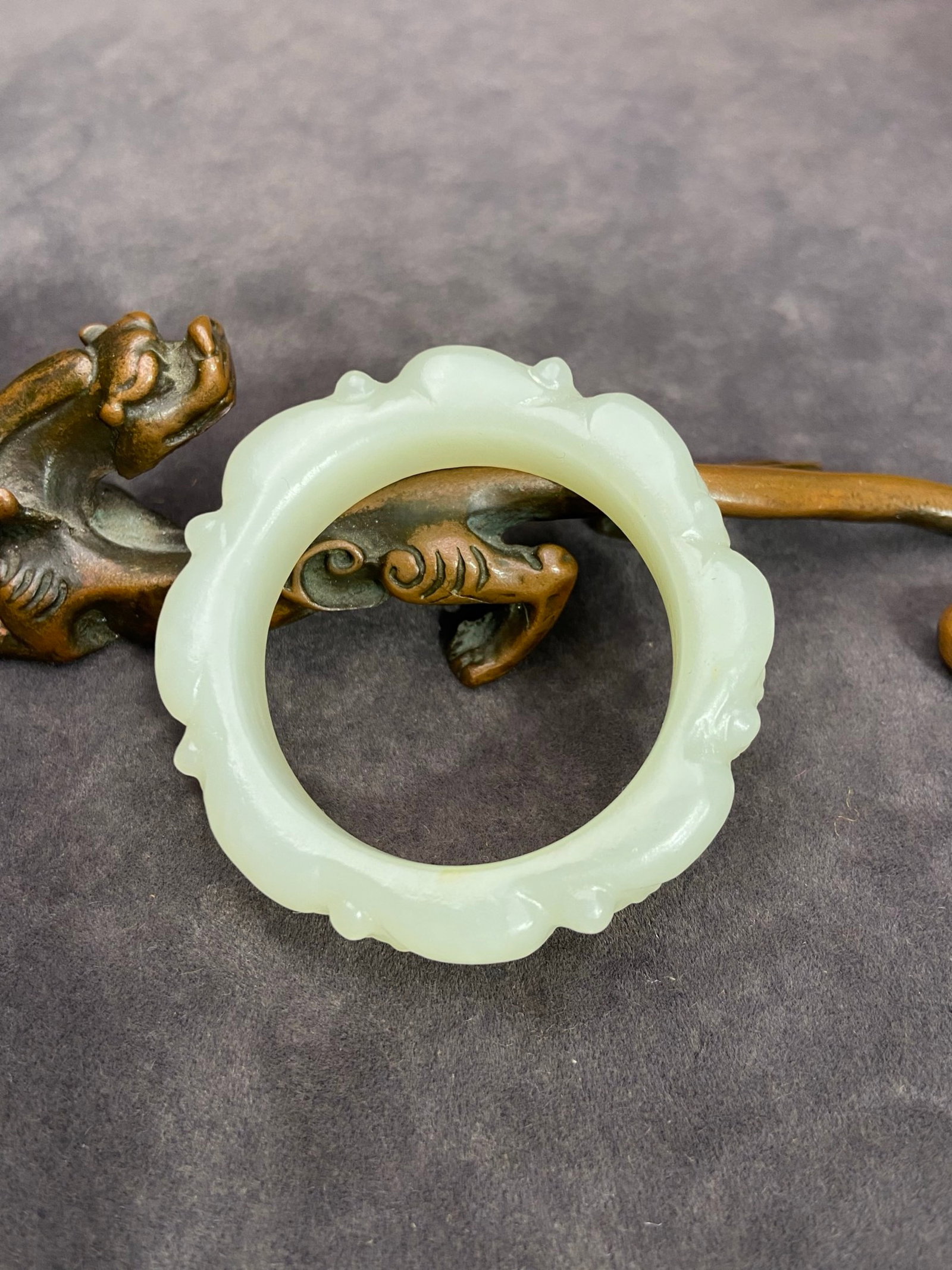An Exquisite White Jade Cicada Pattern Pendant - 3