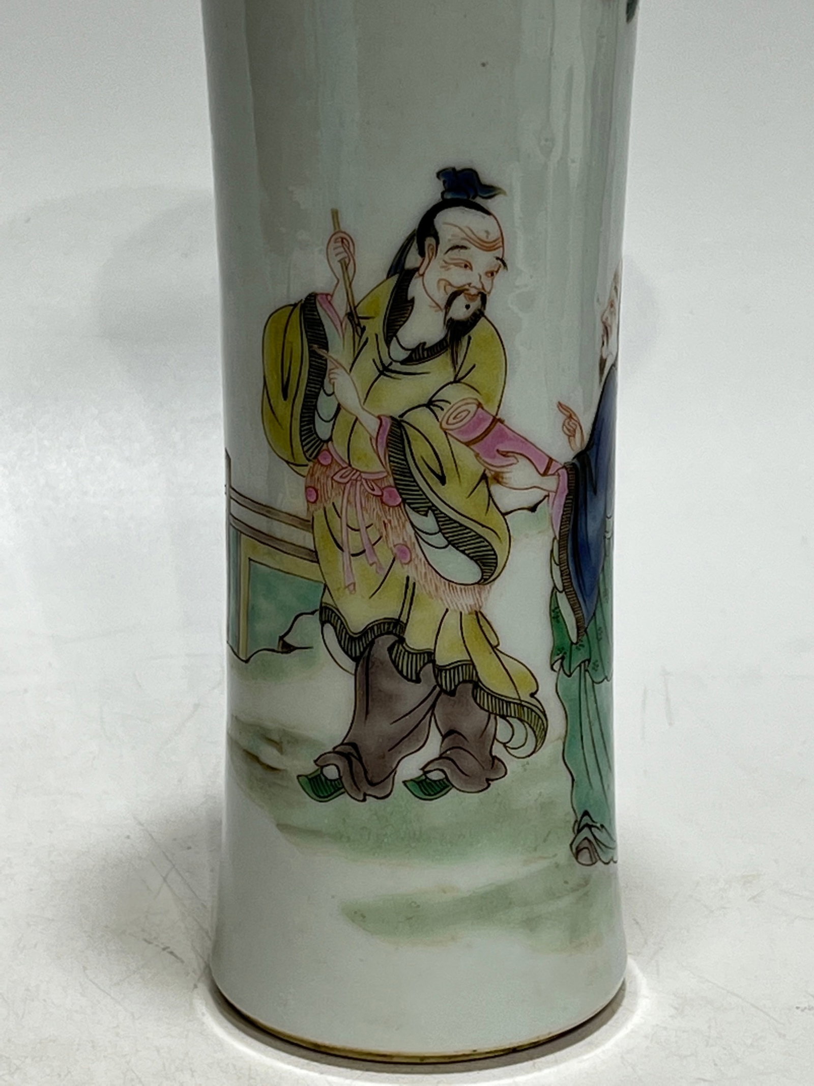 An Exquisite Wucai Figure Pattern Vase - 7