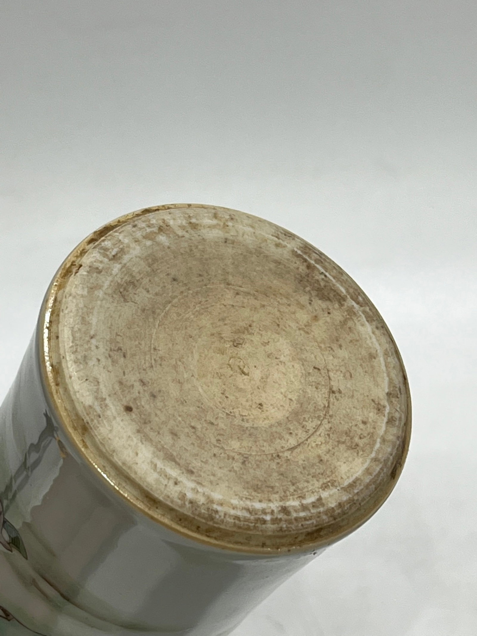 An Exquisite Wucai Figure Pattern Vase - 9