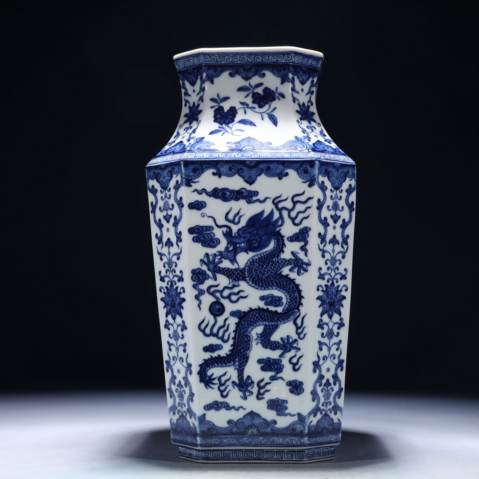 An Exquisite Blue and White Auspicious Cloud and Dragon Pattern Vase (1 of 12)