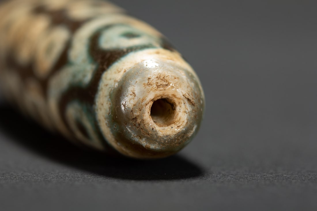 An Exquisite Dzi Bead Pendant - 9