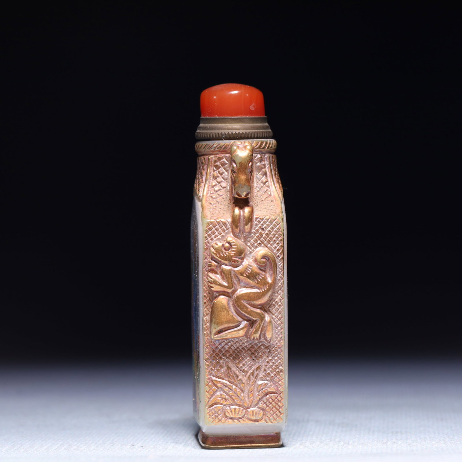 An Exquisite Glass Figure Pattern Snuff Bottle - 3