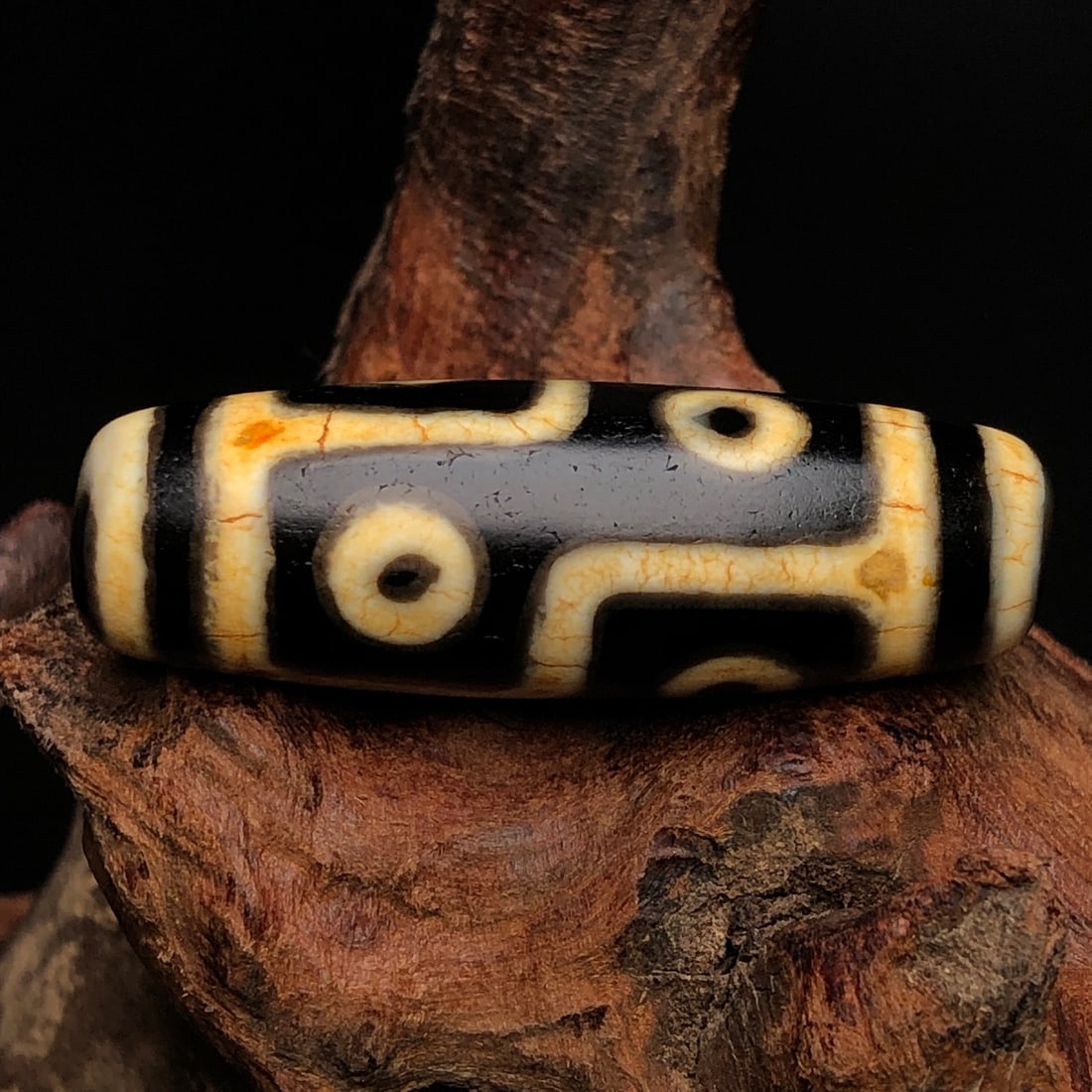 An Exquisite Dzi Bead Pendant - 3