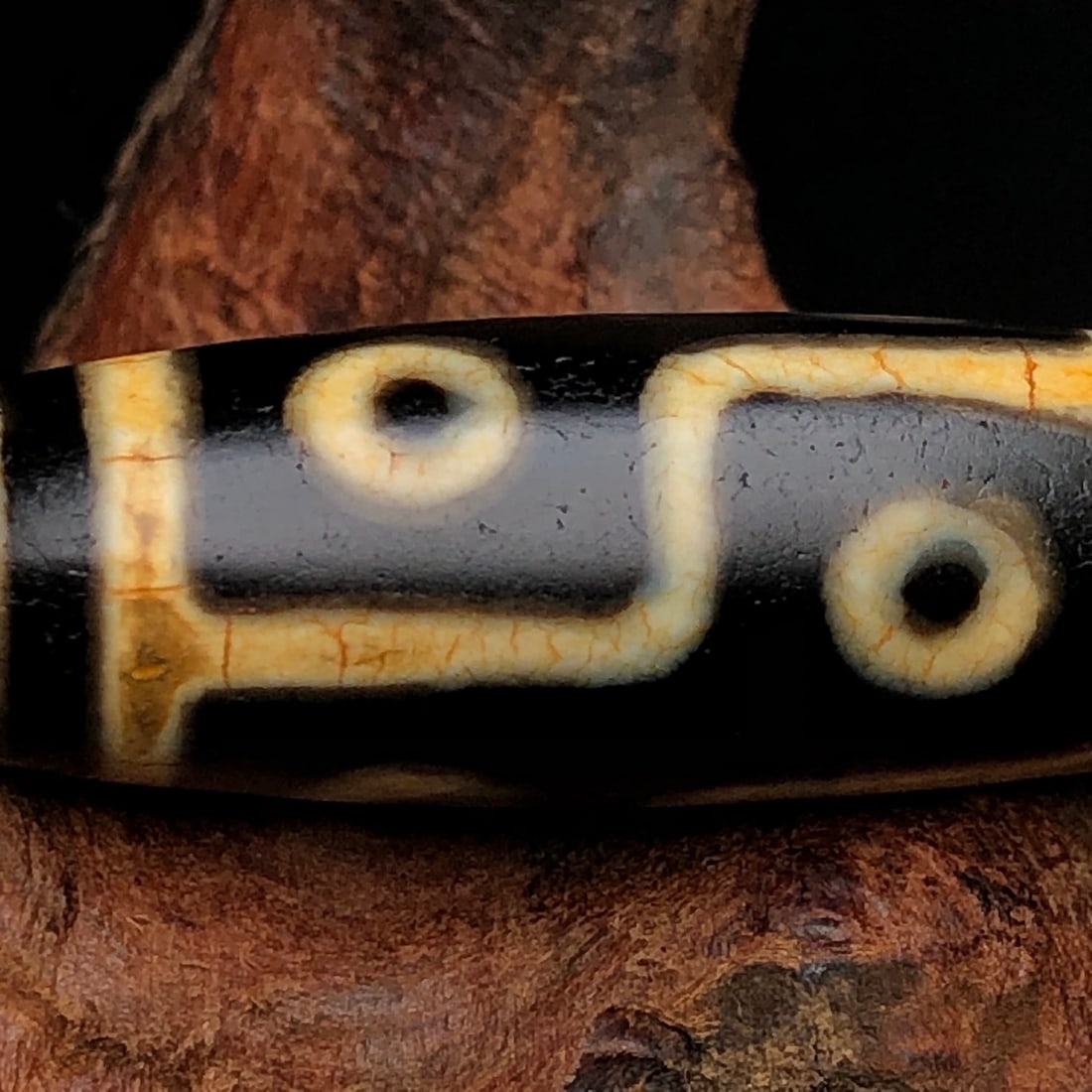 An Exquisite Dzi Bead Pendant - 7
