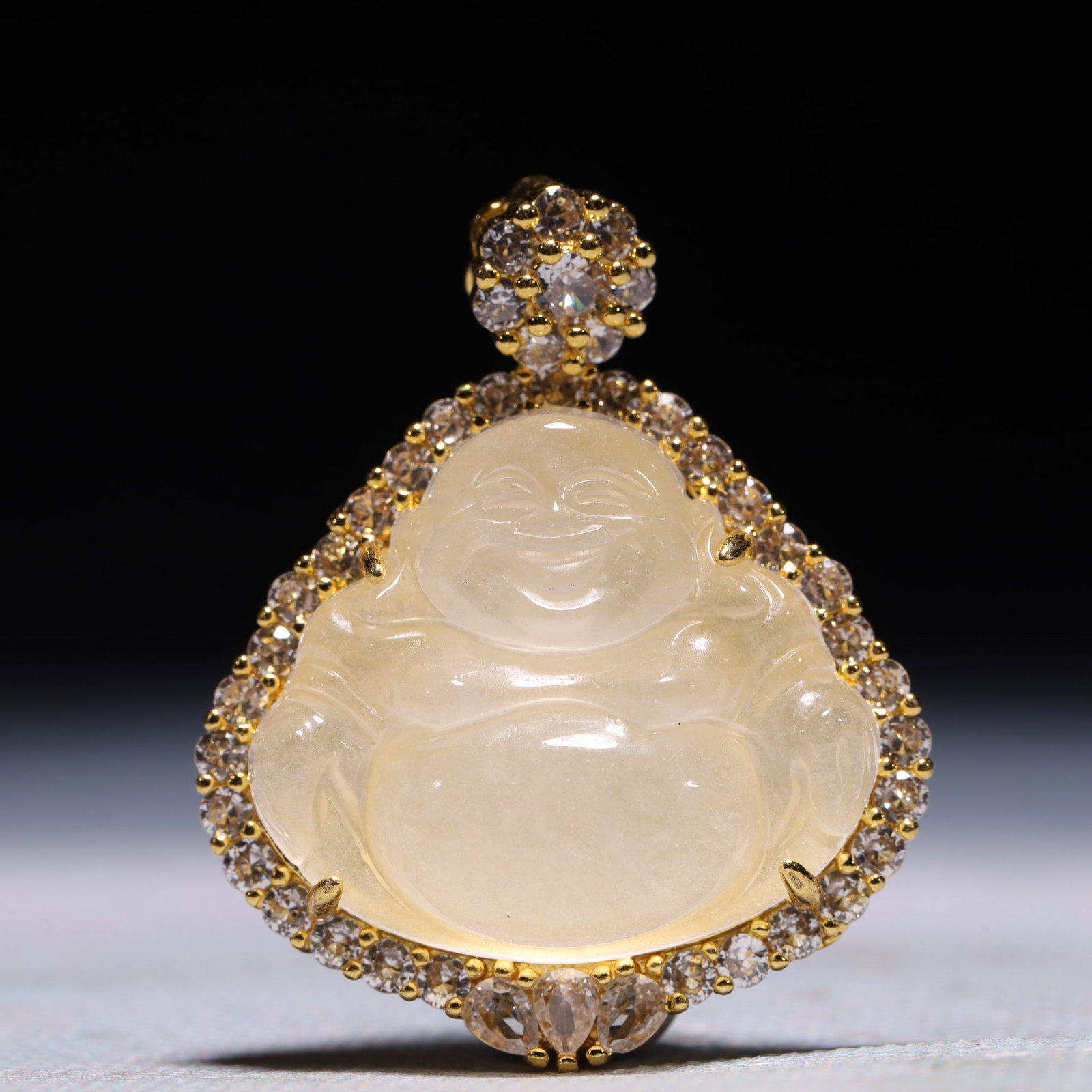 An Exquisite Statue of Maitreya Buddha Pendant,Inlaid Gems: An Exquisite Statue of Maitreya Buddha Pendant,Inlaid Gems,Size:1.2inx0.4inx1.6in,Weight:17.3g 一个精美的弥勒佛像吊坠,镶宝