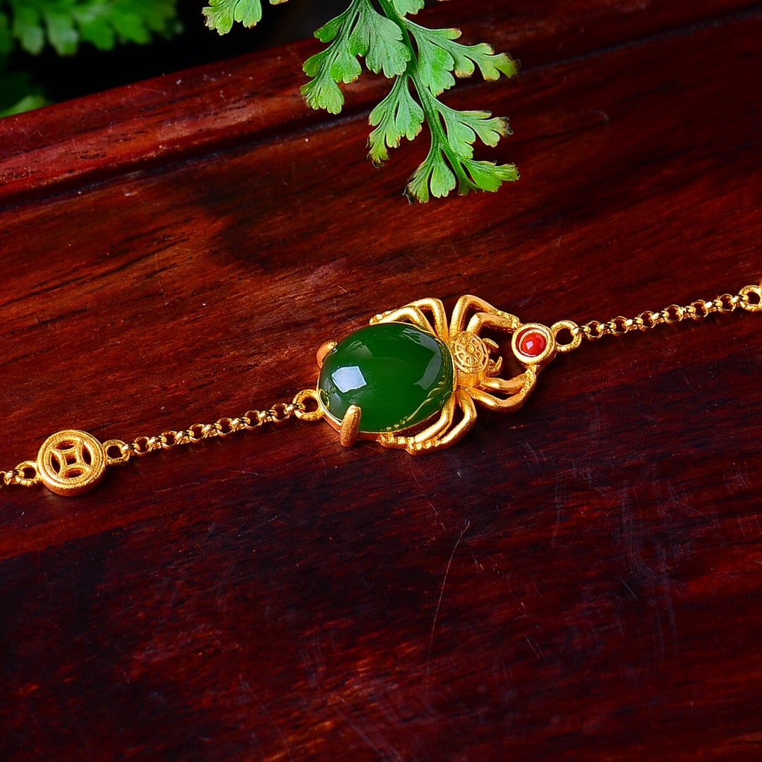 An Exquisite Sterling Silver-Gold Plated Inlaid Jasper Bracelet: An Exquisite Sterling Silver-Gold Plated Inlaid Jasper Bracelet,Size:0.3inx0.4in 纯银镀金镶碧玉手链