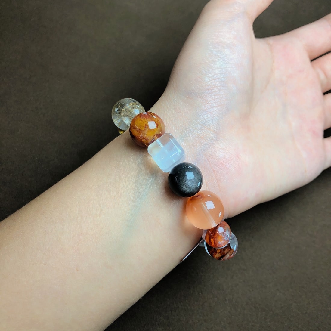An Exquisite Multi-Gem Bracelets - 7