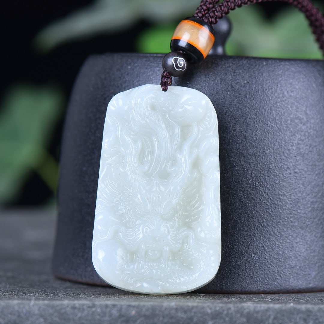 An Exquisite White Jade Dragon Pattern Pendant - 2