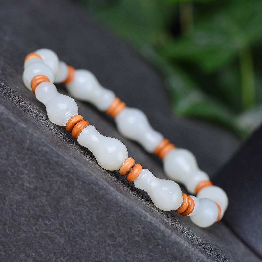 An Exquisite White Jade Bracelets - 3