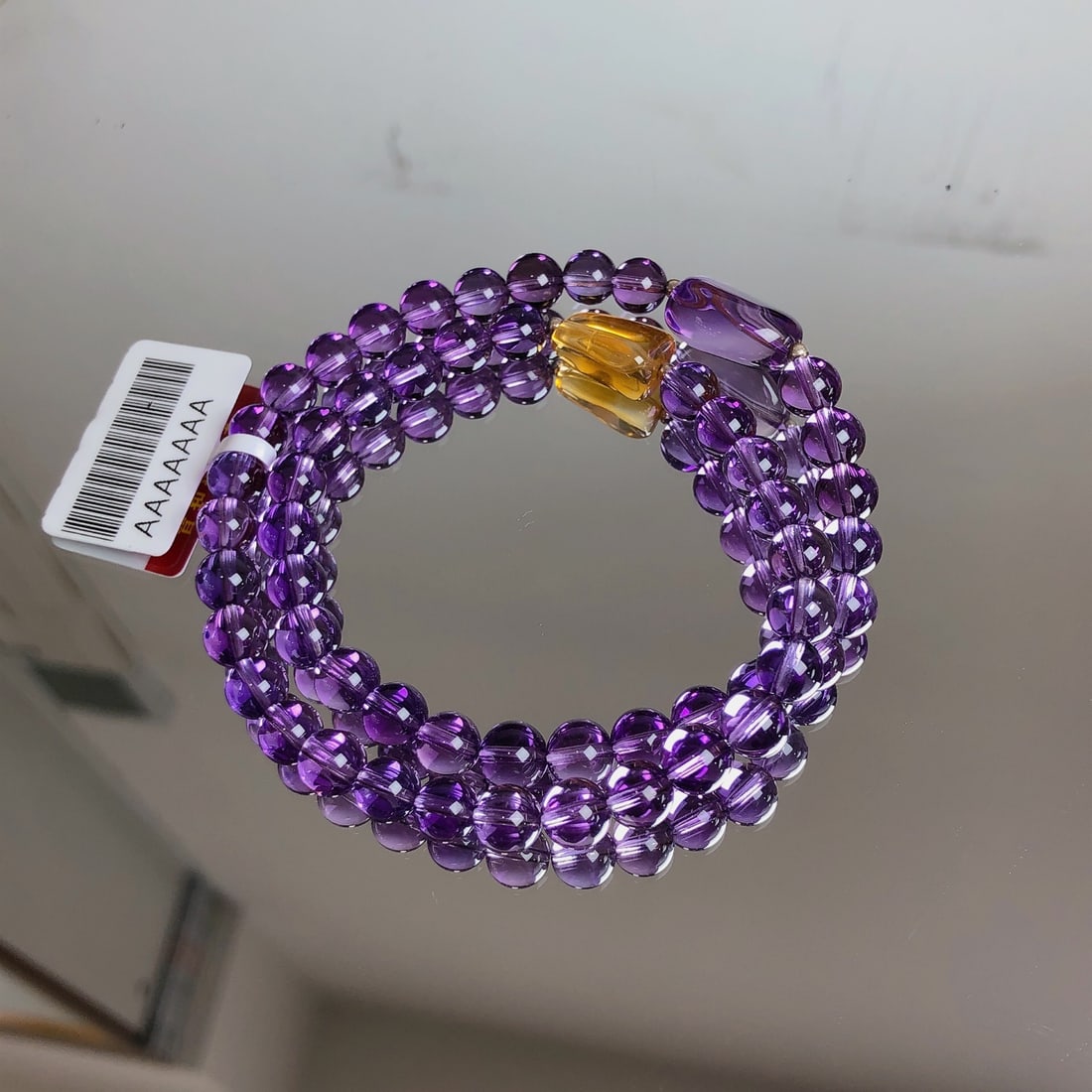 An Exquisite Crystal Bracelet - 2