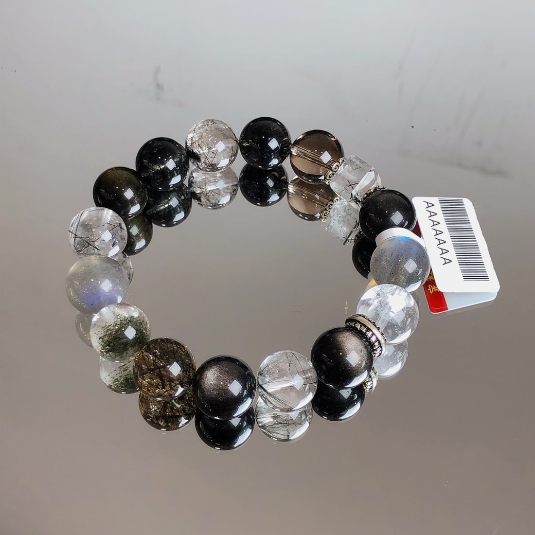 An Exquisite Crystal Bracelet - 2
