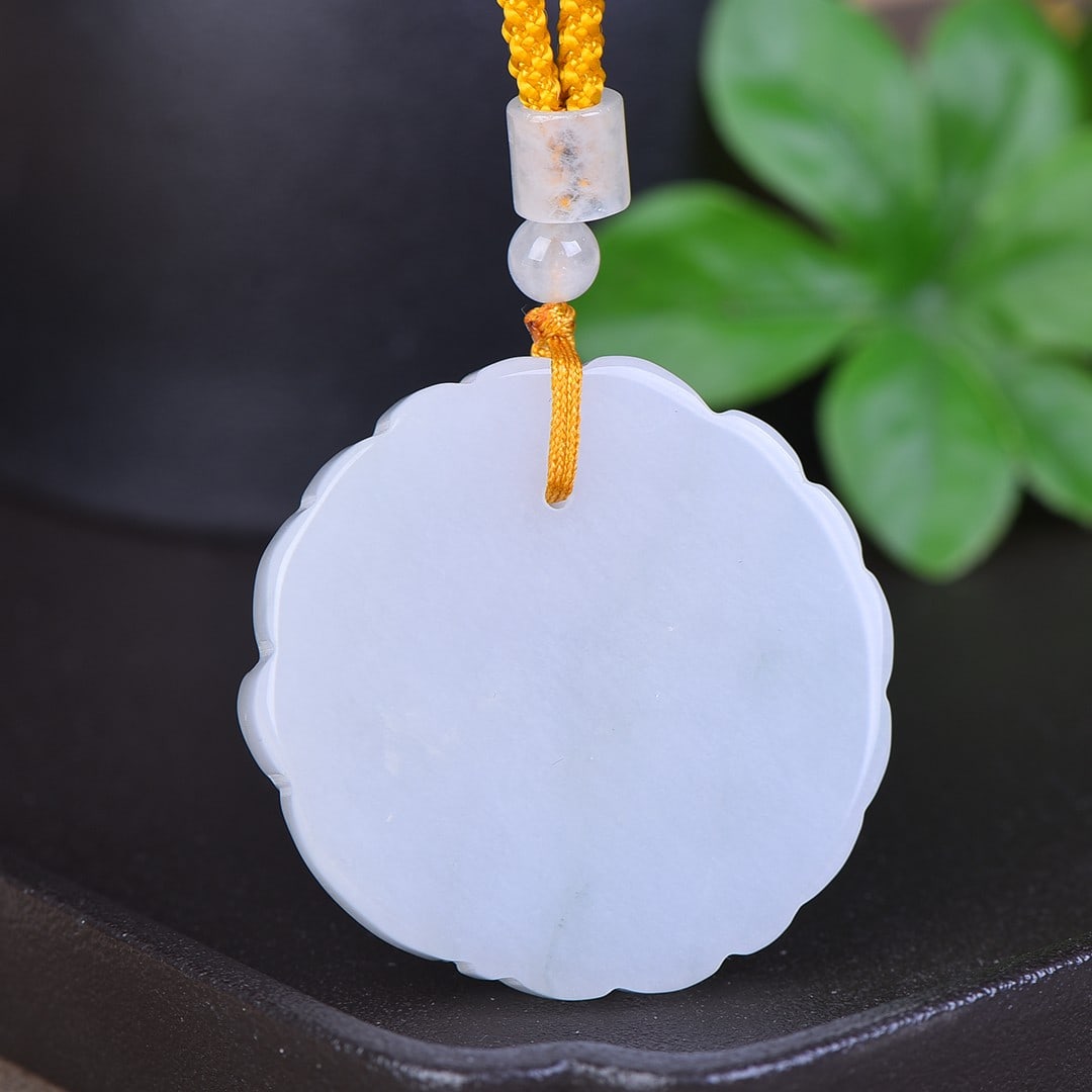 An Exquisite Jadeite Dragon Pattern Pendant - 4