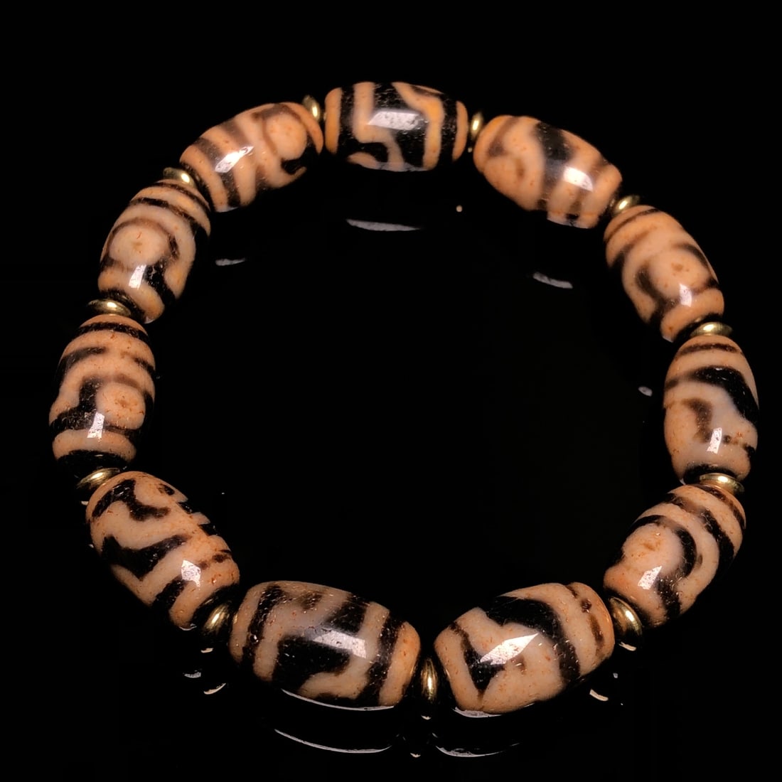 An Exquisite Dzi Bead Bracelet - 5