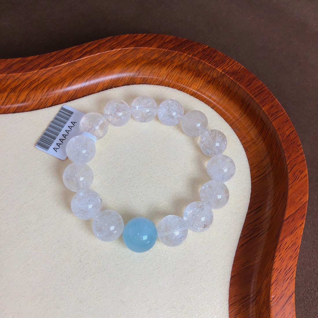 An Exquisite Crystal Bracelet: An Exquisite Crystal Bracelet,Size:0.5in,0.5in,Weight:41g 水晶手串