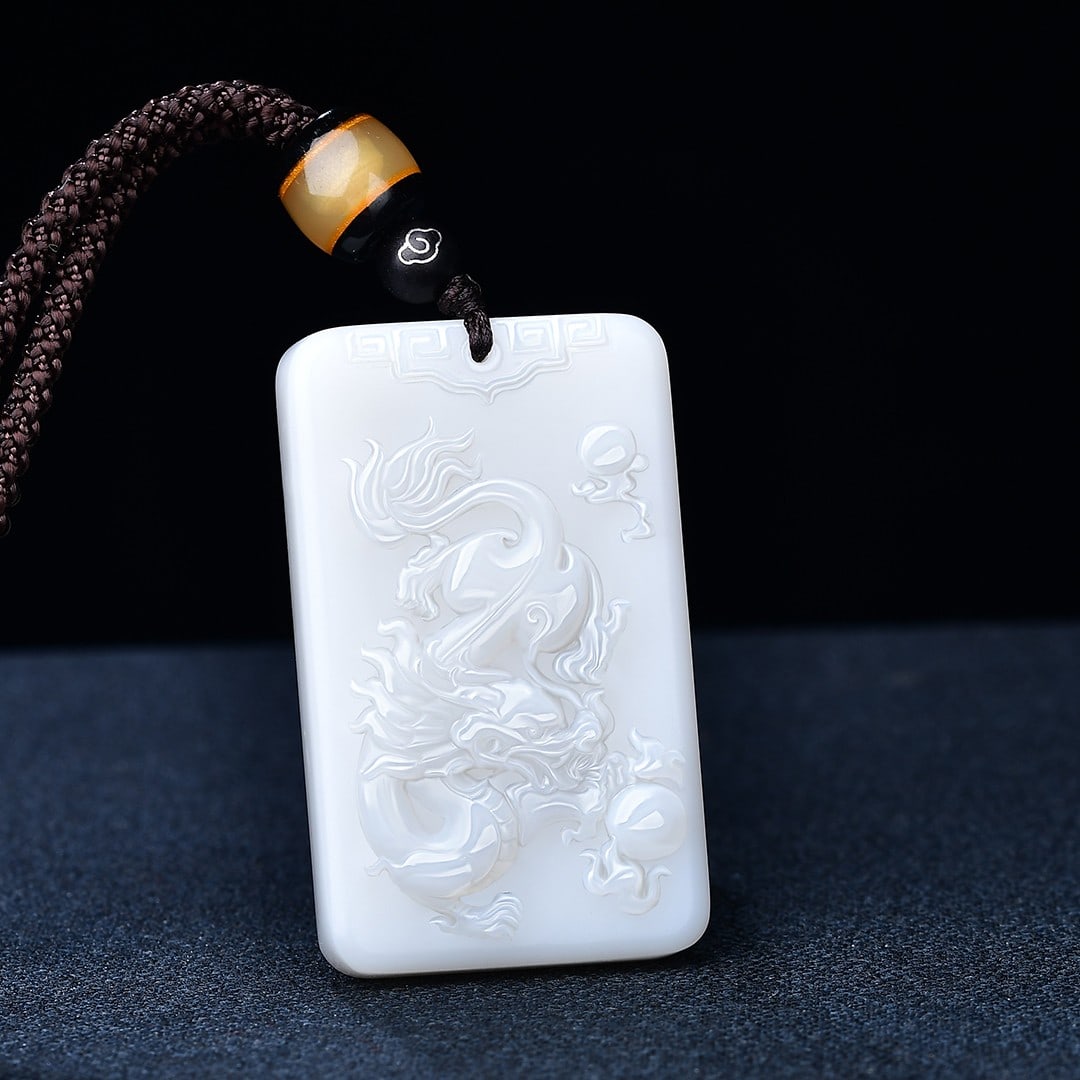 An Exquisite White Jade Dragon Pattern Pendant - 4