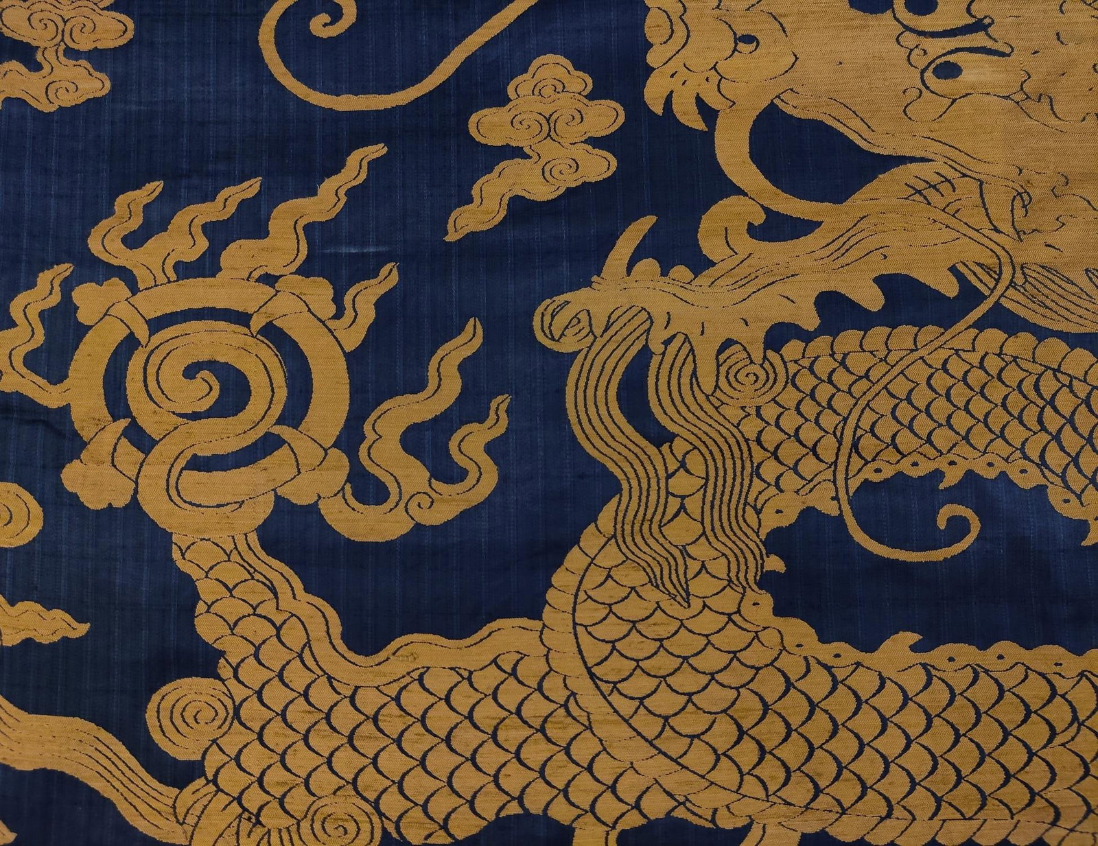 Dragon pattern cloud brocade - 3