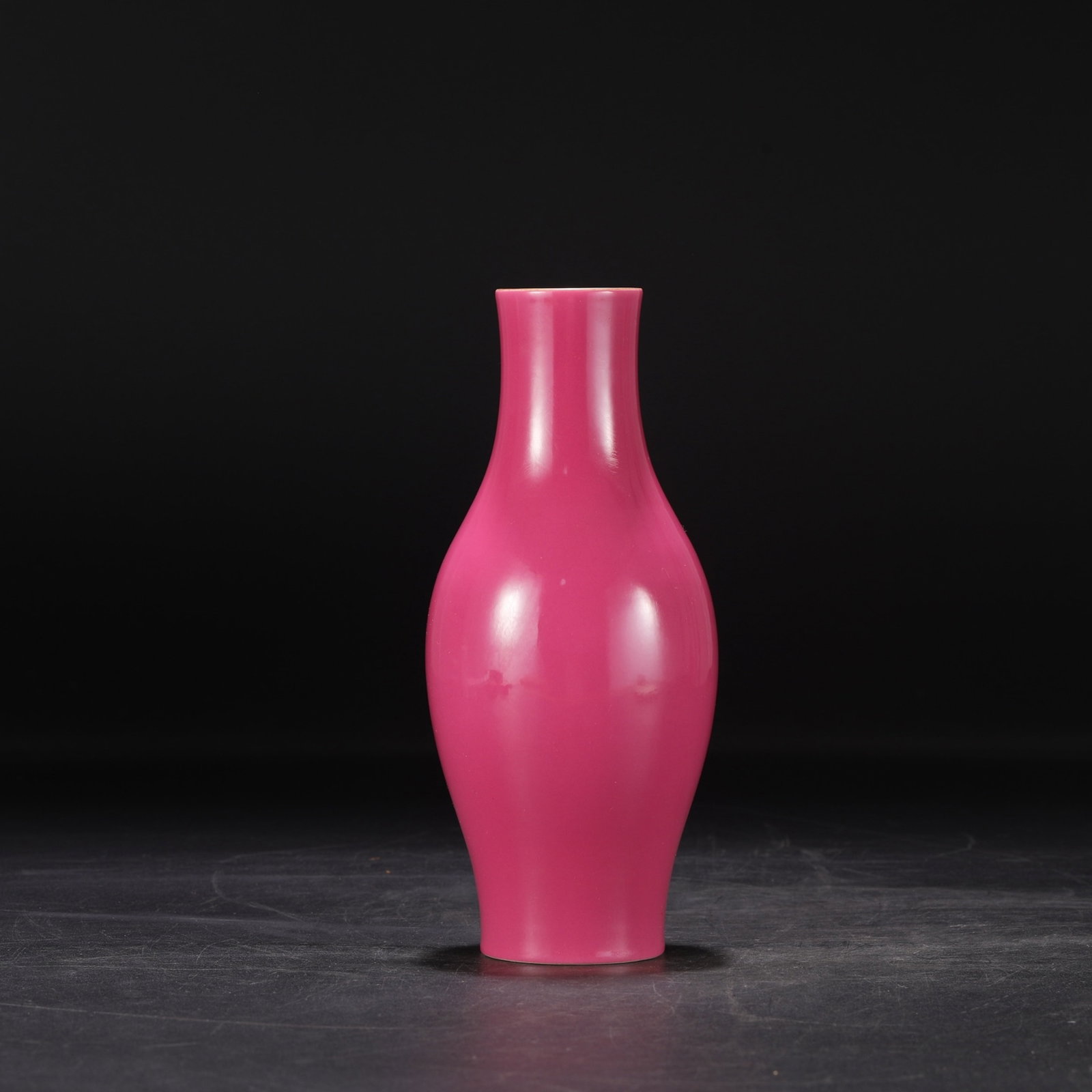 An Exquisite Ruby Red-Glazed Painted Gold Vase - 2