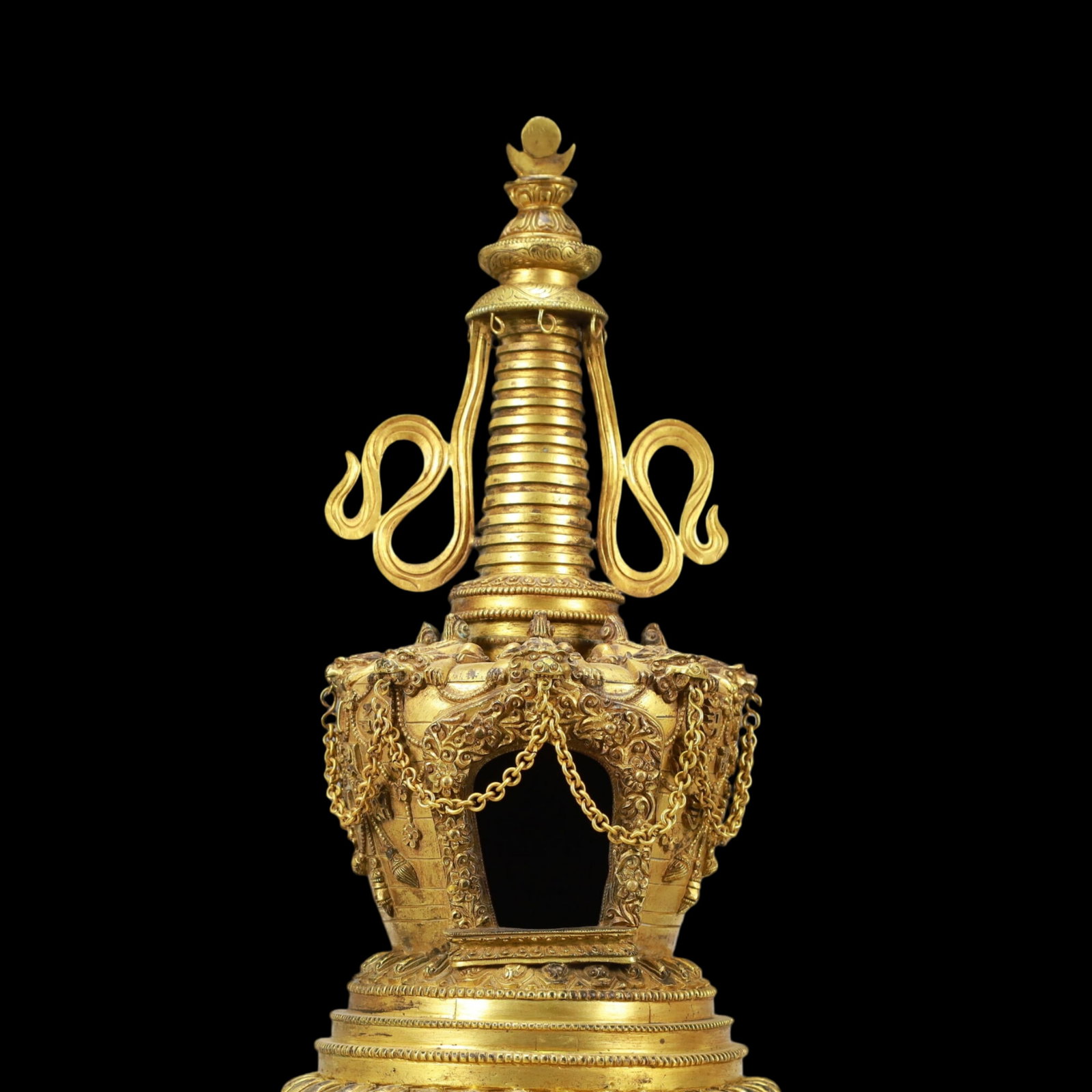 A Rare Gilt Bronze Niche - 2