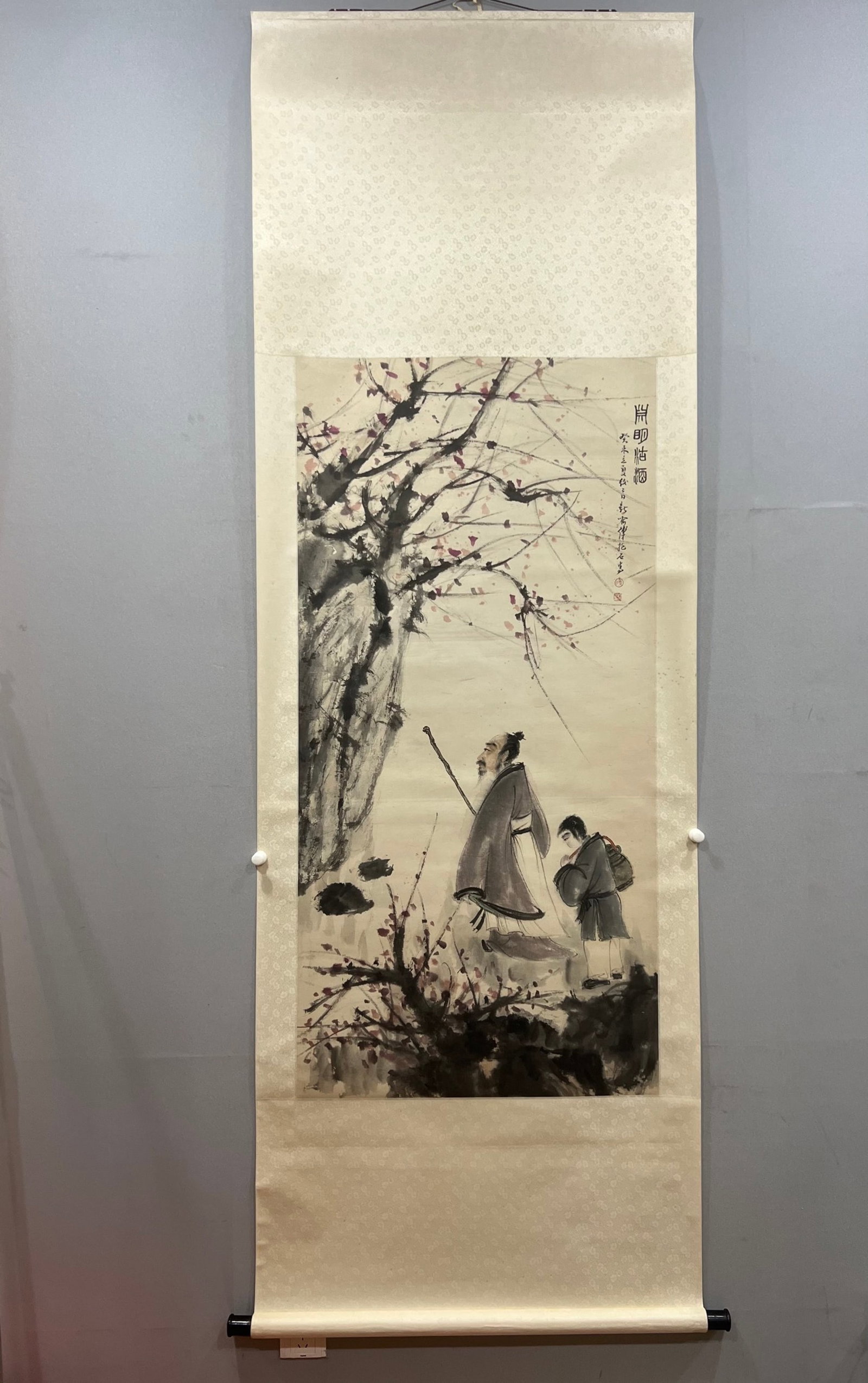 A Chinese Vertical Scroll Ink Painting of Figure and Story on Paper: A Chinese Vertical Scroll Ink Painting of Figure and Story on Paper,Fu Baoshi,Size:54.3inx26.4in 一幅中国水墨人物故事画立轴