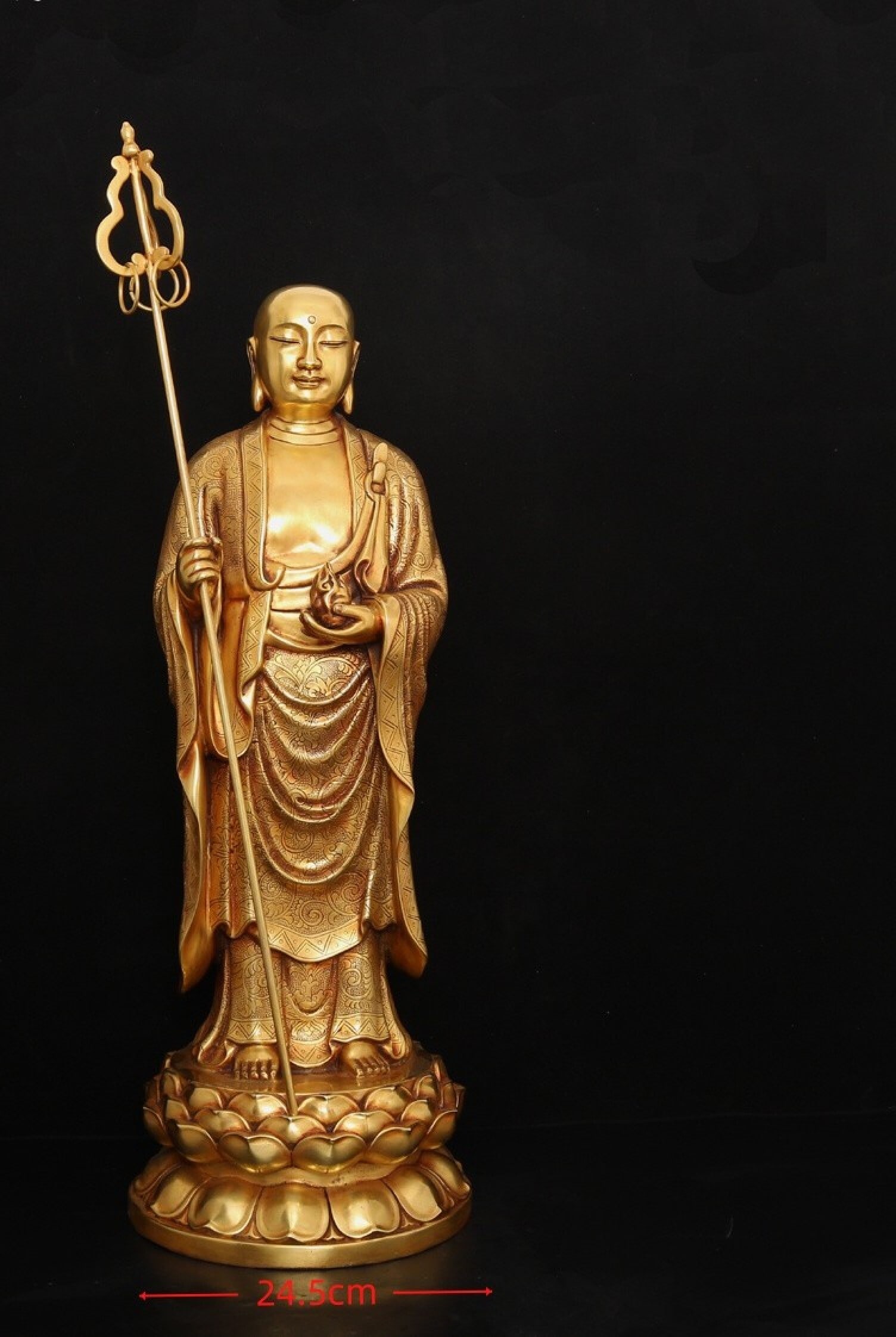A Solemn Gilt Bronze Statue of Kshitigarbha Bodhisattva: A Solemn Gilt Bronze Statue of Kshitigarbha Bodhisattva,Qing Dynasty,China,Size:30.1inx26.2inx9.6in,Weight:13.85kg 紫铜鎏金地藏王像,中国