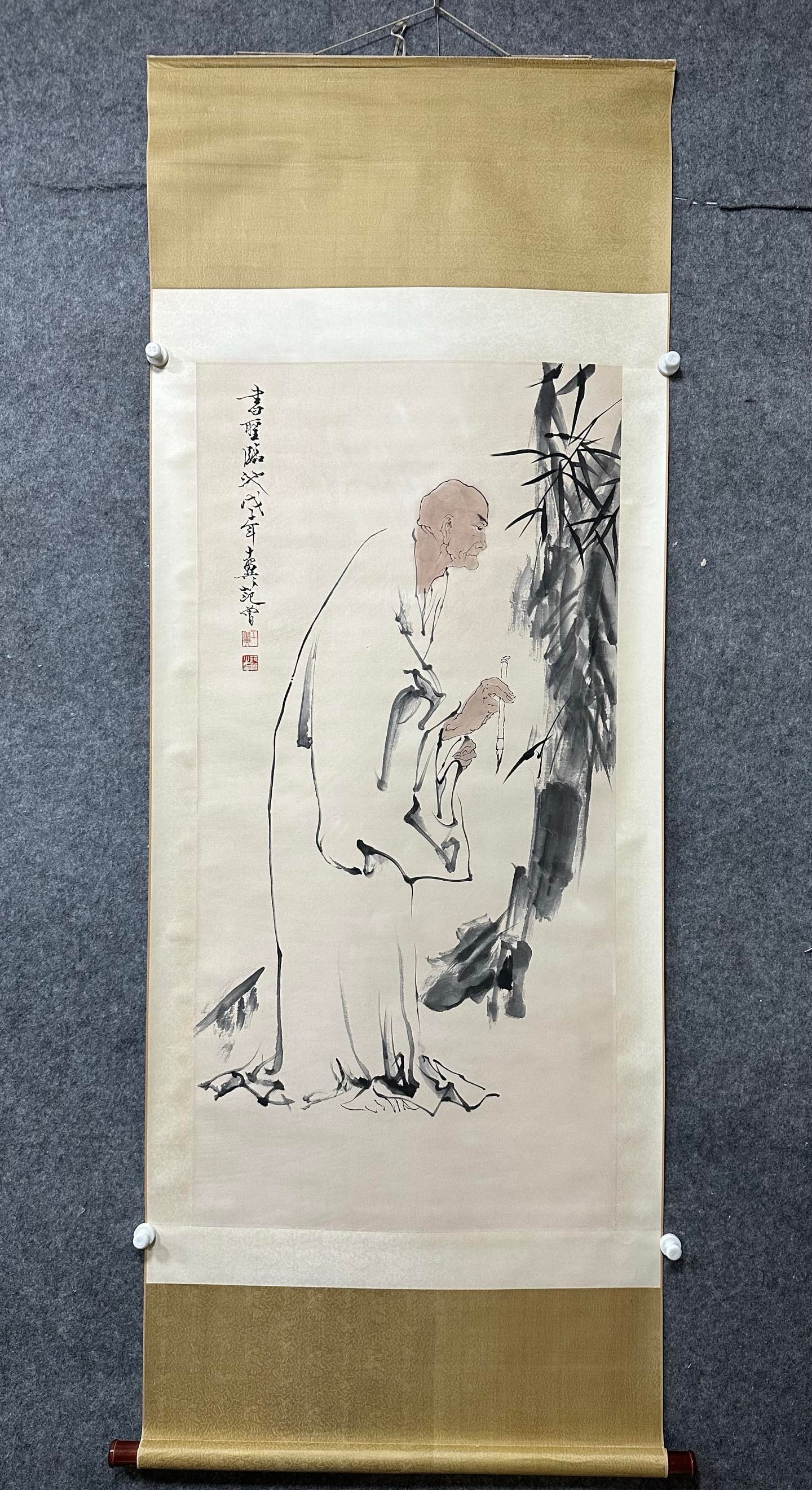A Chinese Vertical Scroll Ink Painting of Figure on Paper,Fan Zeng: A Chinese Vertical Scroll Ink Painting of Figure on Paper,Fan Zeng,Size:(Without frame)26.4inx53.9in 一幅中国水墨人物画立轴,范&#