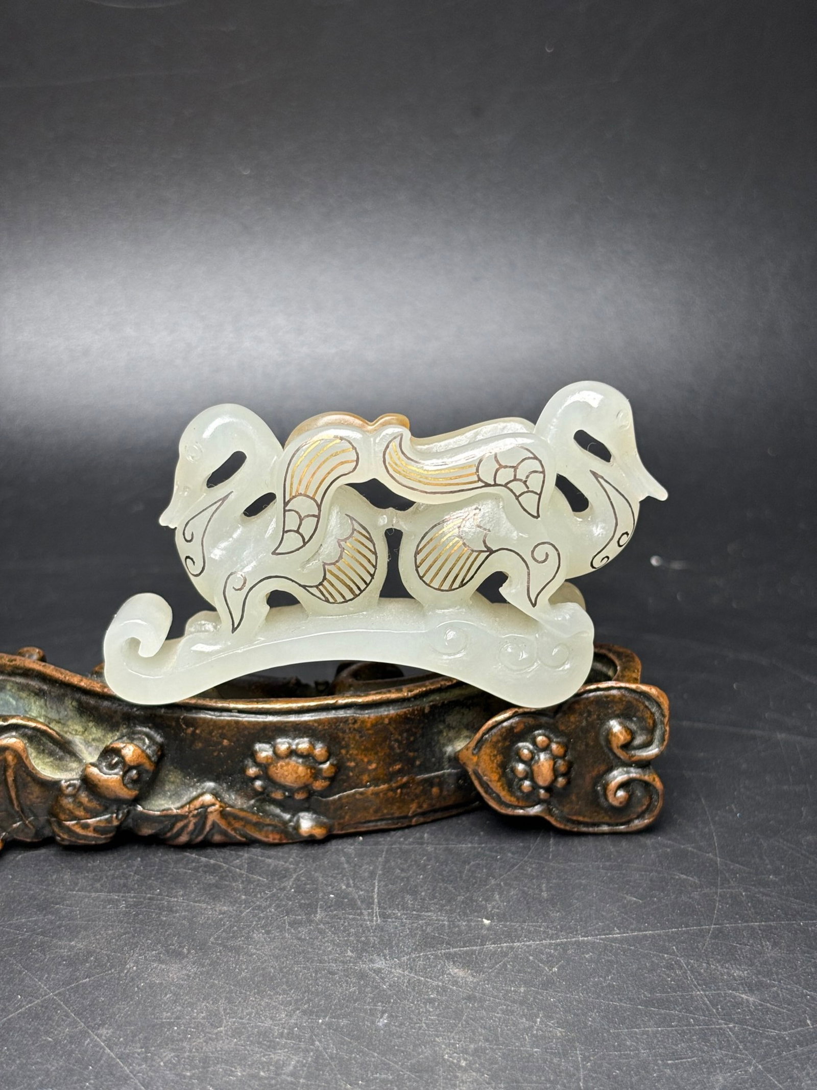 An Exquisite White Jade Painted Gold Goose Ornament,Inlaid Silver Wire: An Exquisite White Jade Painted Gold Goose Ornament,Inlaid Silver Wire,Qing Dynasty,China,Size:2.8inx1.6inx0.6in,Weight:45g 白玉描金鹅摆件,嵌银