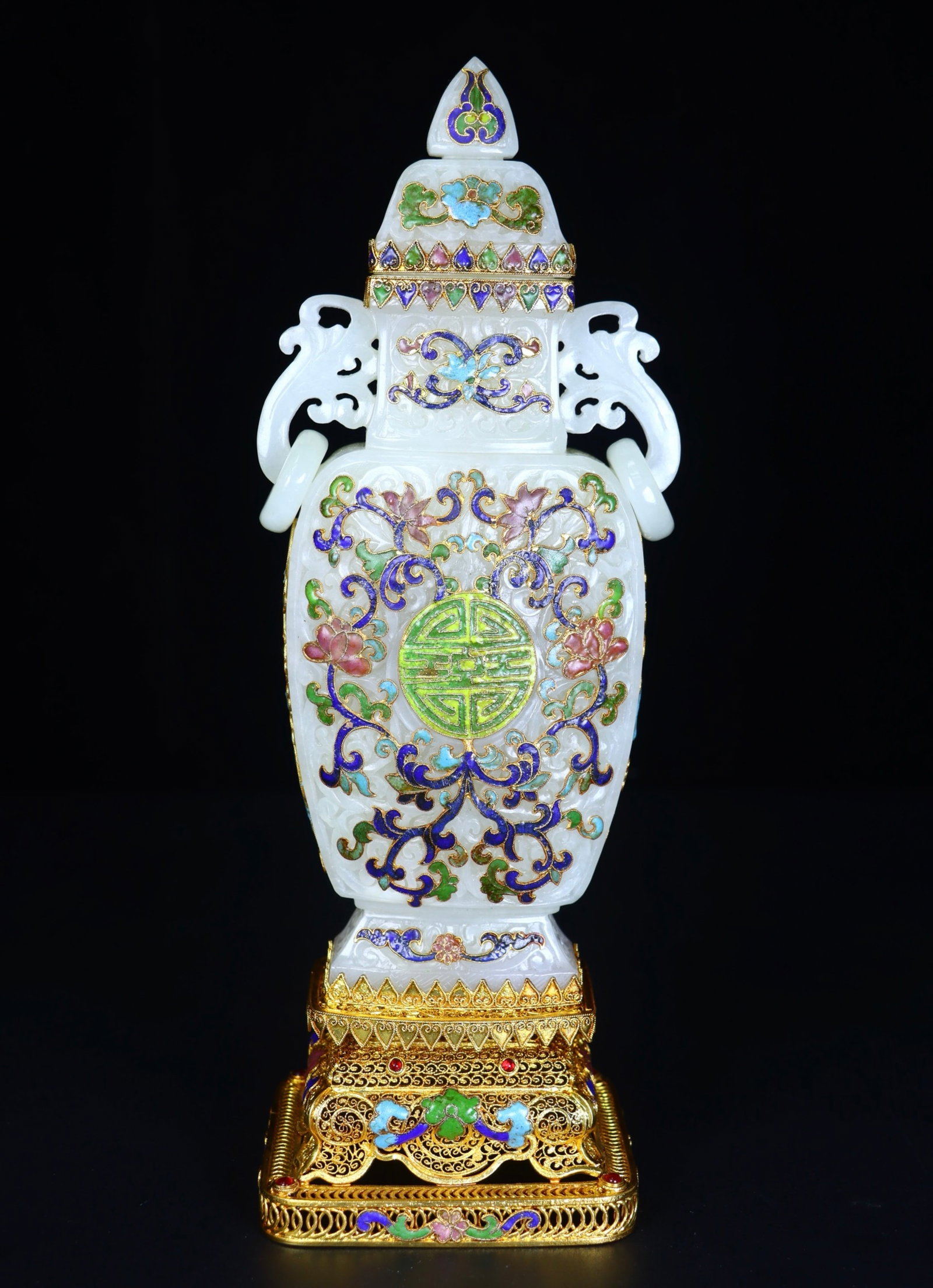 An Exquisite Filigree and Gilding Inlaid White Jade Lotus Pattern Double-Ears Bottle: An Exquisite Filigree and Gilding Inlaid White Jade Lotus Pattern Double-Ears Bottle,Qing Dynasty,China,Qianlong Four-character Mark,Size:4.3inx3.1inx11.4in,Weight:1073g 花丝鎏ດ