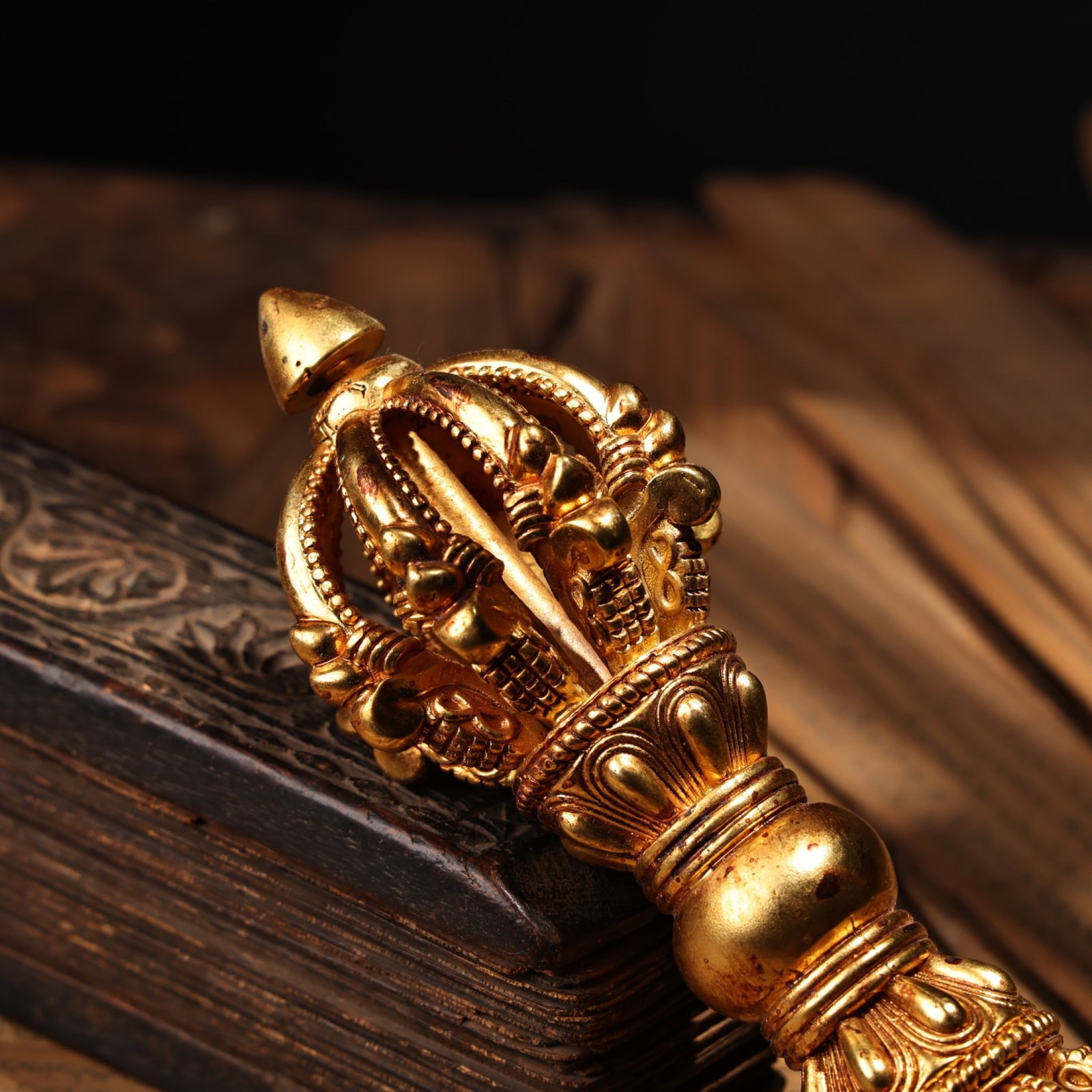 An Exquisite Gilt Bronze Ritual Implement - 4