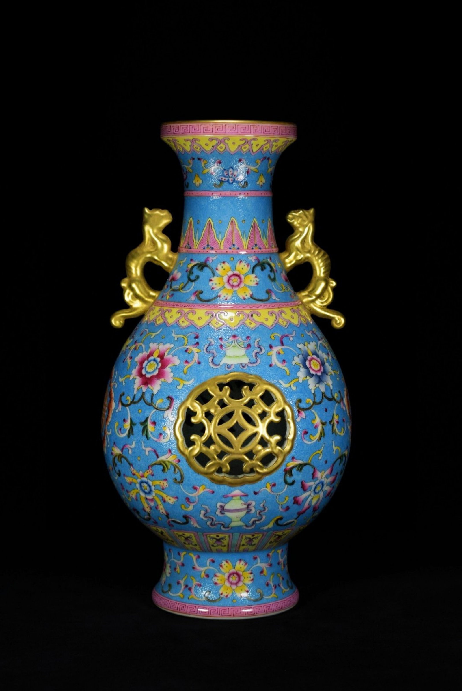 A Huge Enamel Gilt Lotus Pattern Double-Ears Vase: A Huge Enamel Gilt Lotus Pattern Double-Ears Vase,Qing Dynasty,China,Qianlong Four-character Mark,Size:16.5inx9.1in 珐琅彩鎏金缠枝莲纹双 
