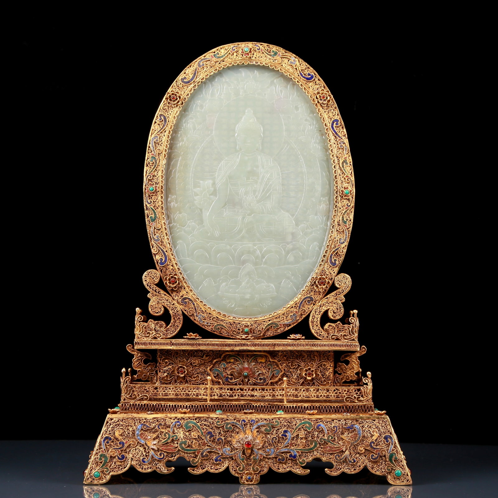A Perfect Gilt Bronze Inlaid White Jade Sakyamuni Table Screen: A Perfect Gilt Bronze Inlaid White Jade Sakyamuni Table Screen，Qing Dynasty, China，Qianlong Four-character Mark，Size:10.2inx5.3inx15in，Weight:1345g 铜鎏金