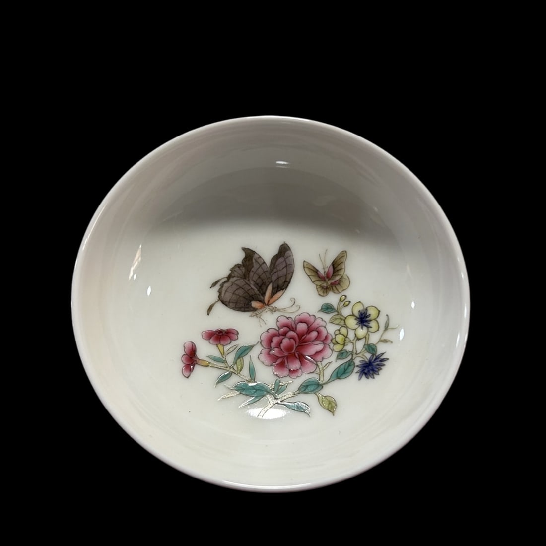 An Exquisite Ruby Red-Glazed Enamel Flower and Butterfly Pattern Cup - 2