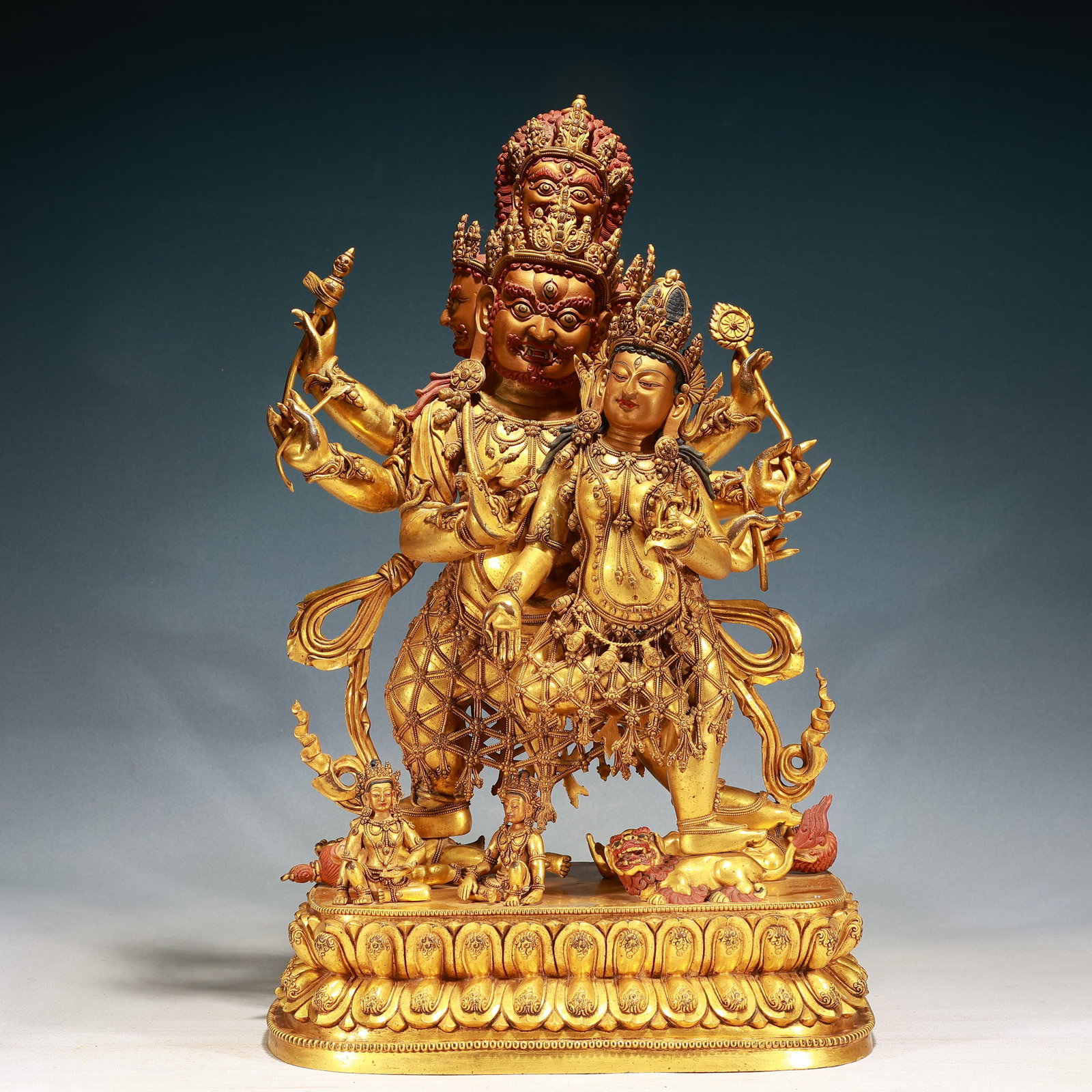 A Solemn Gilt Bronze Statue of Chakrasamvara: A Solemn Gilt Bronze Statue of Chakrasamvara,Ming Dynasty, China,Yongle Six-character Mark,Size:15.4inx9.8inx24.8in,Weight:33600g 铜鎏金胜乐金刚像,È