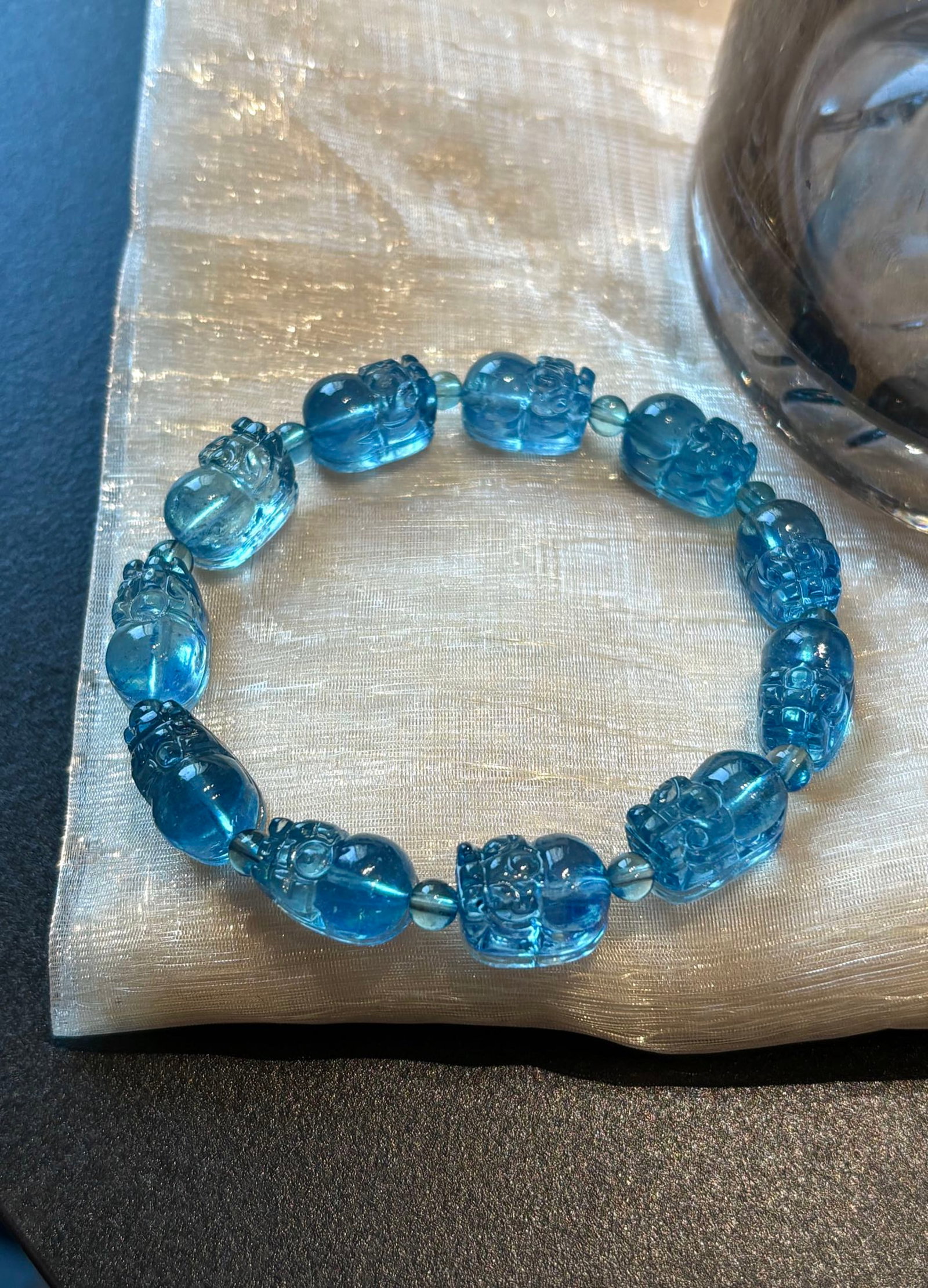 An Exquisite Aquamarine Wealth-Attracting Creature Bracelet (1 of 5)