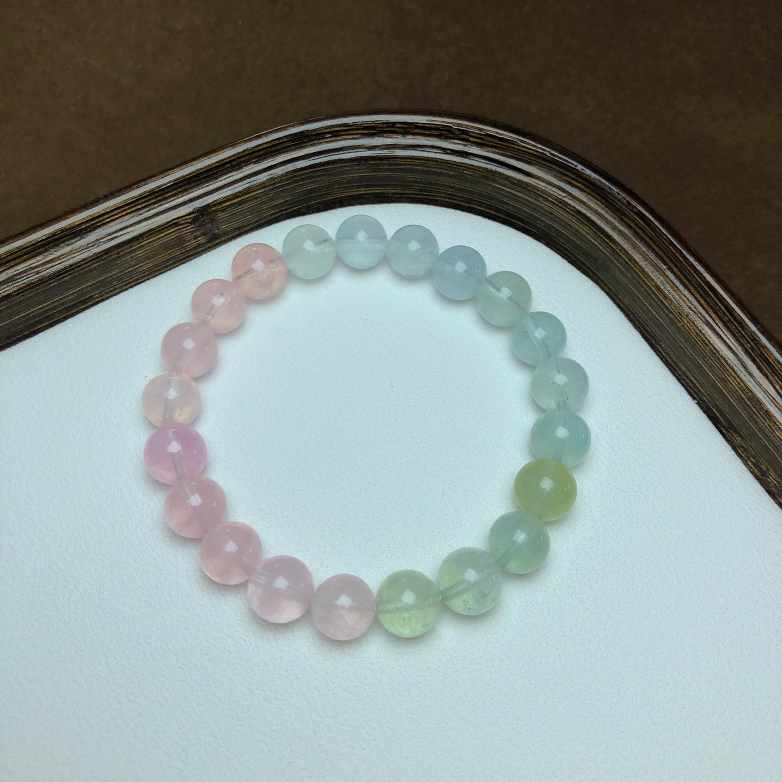 An Exquisite Crystal Bracelet: An Exquisite Crystal Bracelet,Size:0.4in,Weight:22.9g 水晶手串
