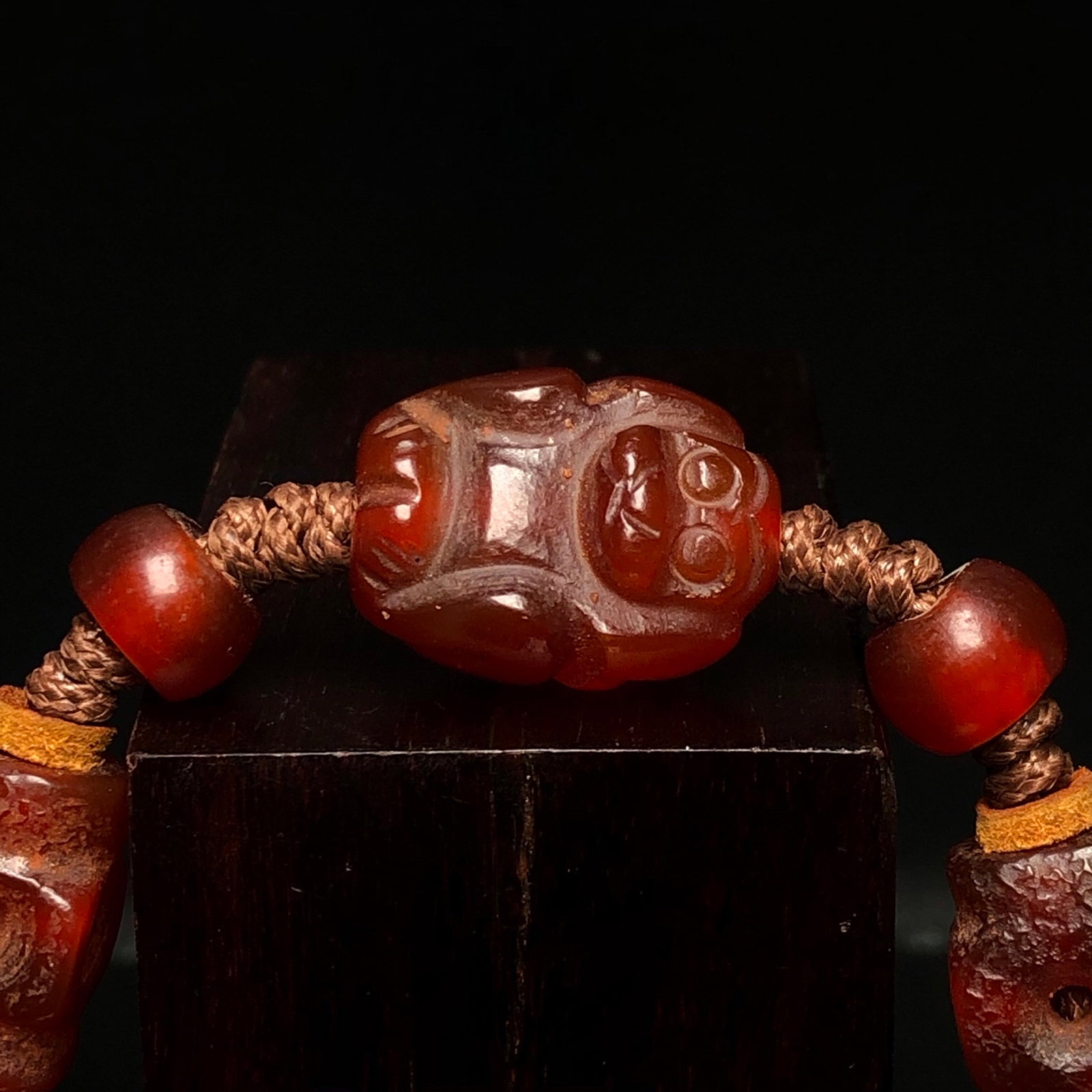 A Precious Agate Bracelets - 6