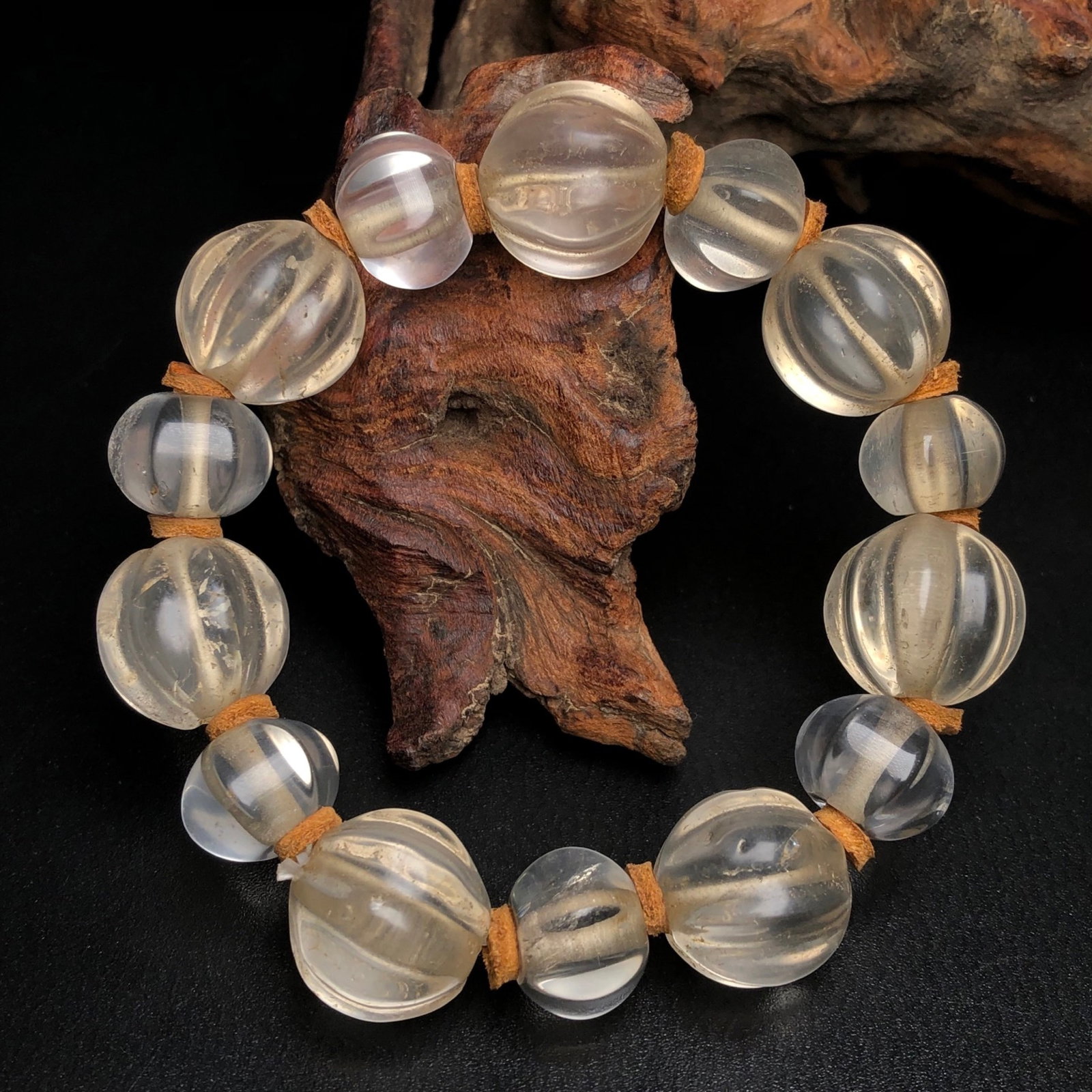 An Exquisite Citrine Bracelet: An Exquisite Citrine Bracelet,Size:0.7in 水晶手串