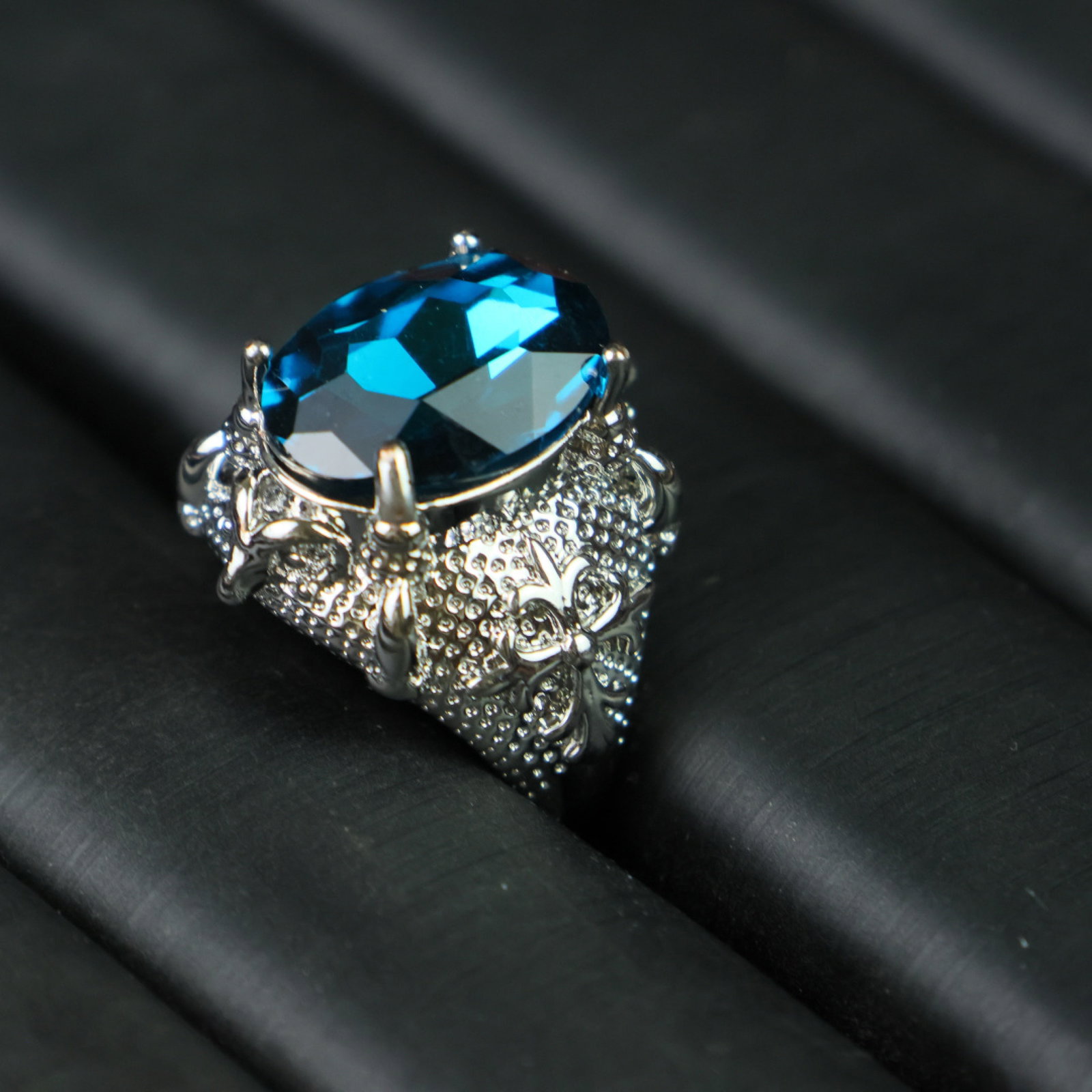 An Exquisite Ring - 7