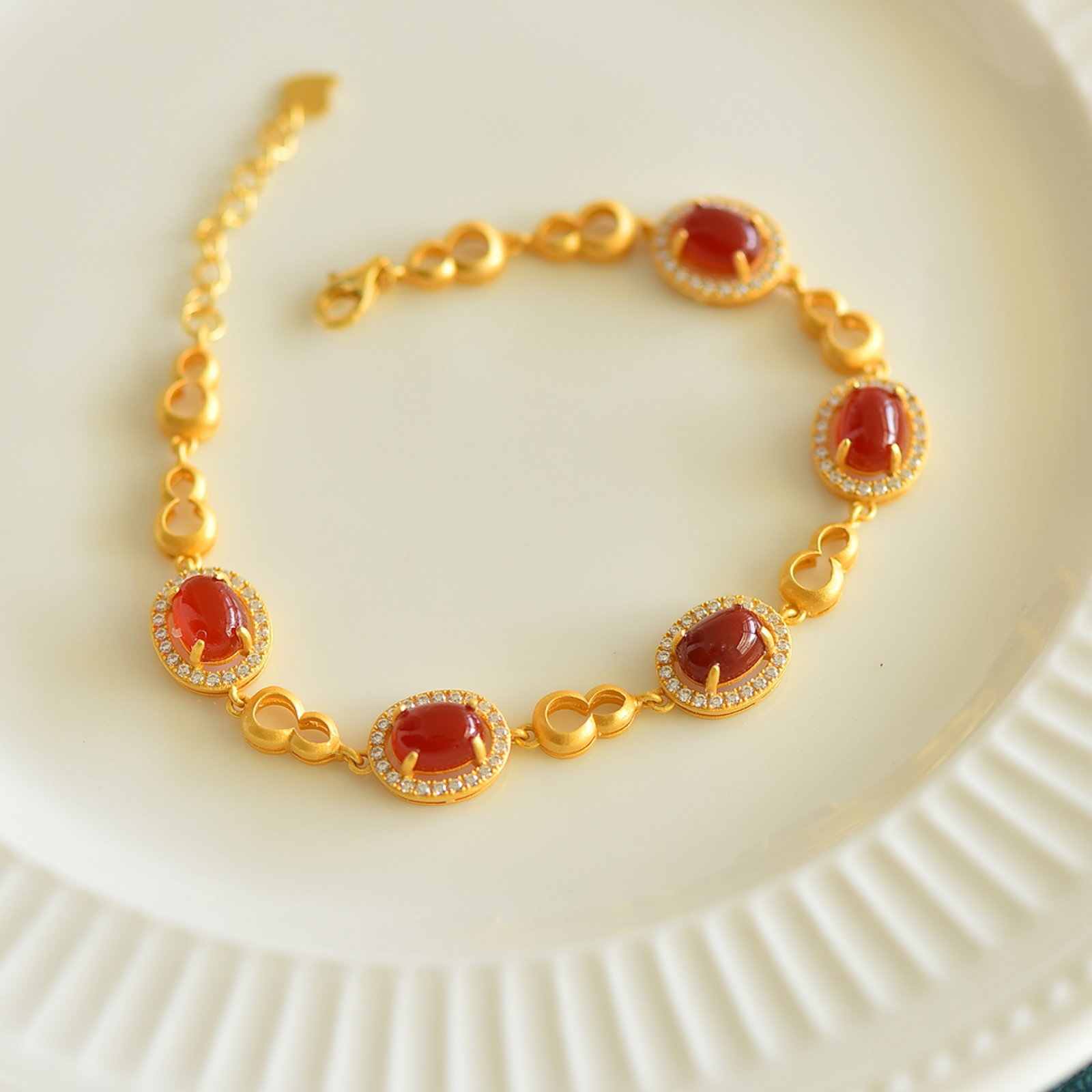 An Exquisite Sterling Silver-Gold Plated Inlaid Red Agate Bracelet,Inlaid Diamond (1 of 5)