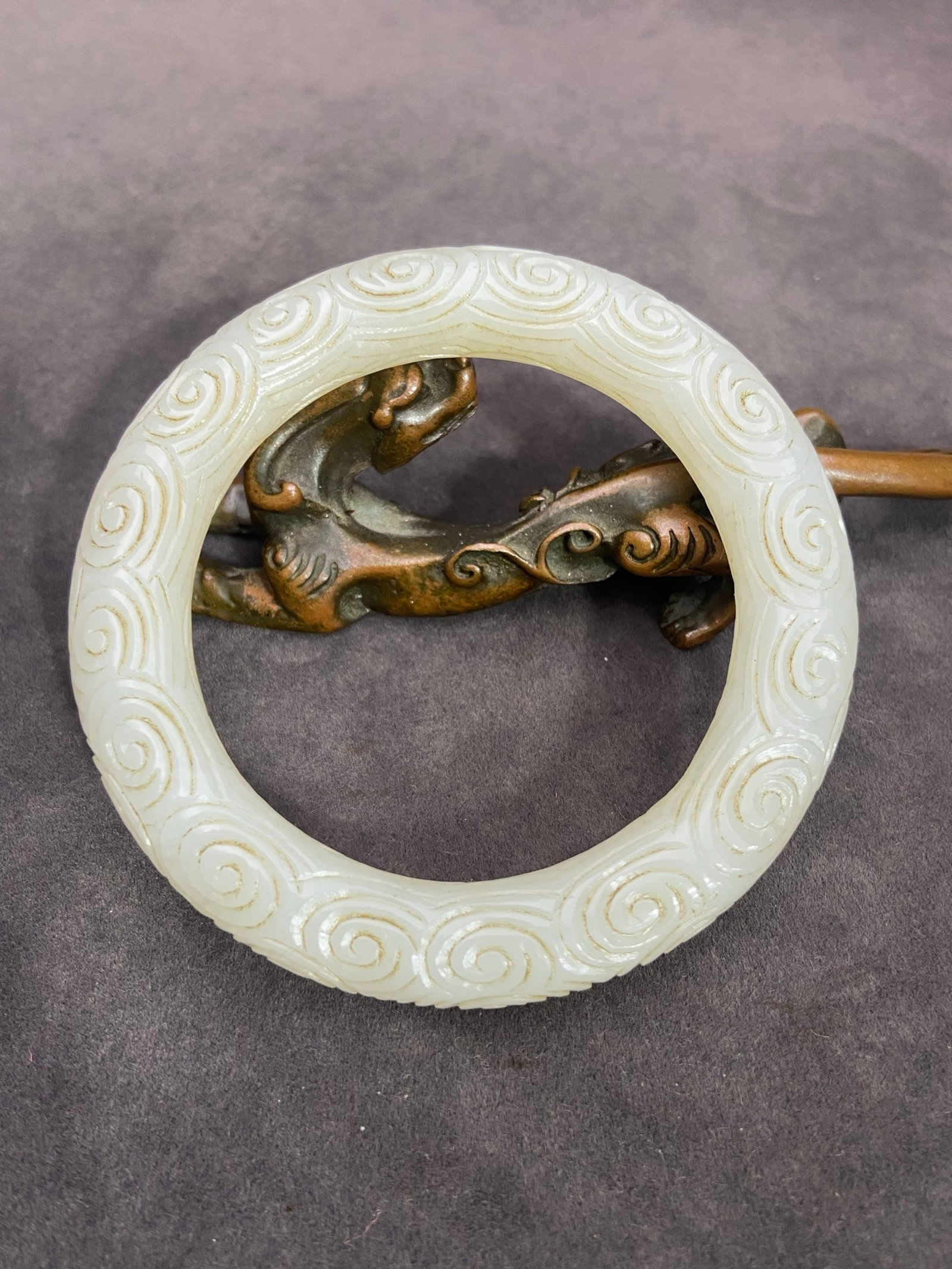 An Exquisite White Jade Auspicious Cloud Pattern Bracelets - 3