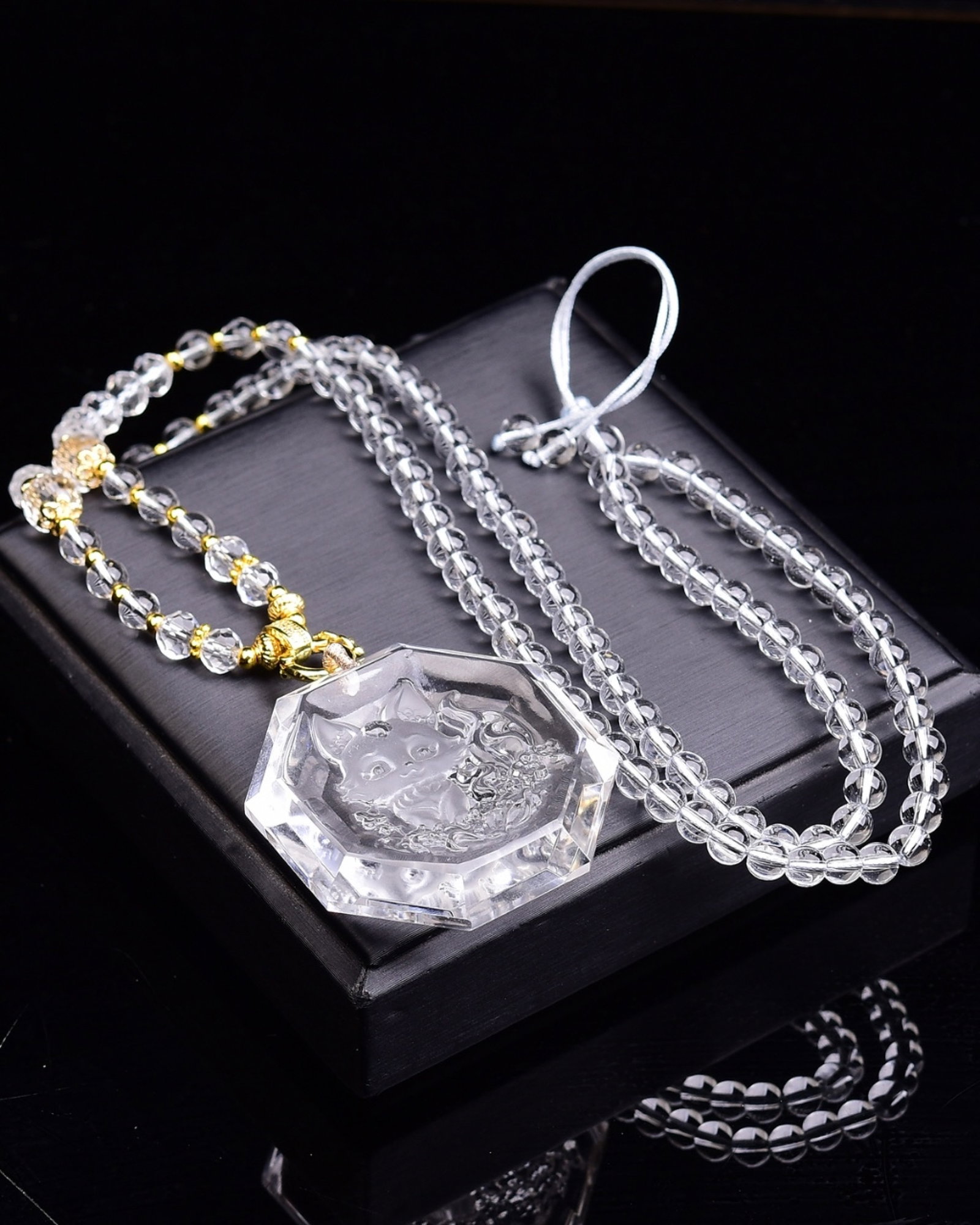 An Exquisite Crystal Fox Pattern Pendant - 5