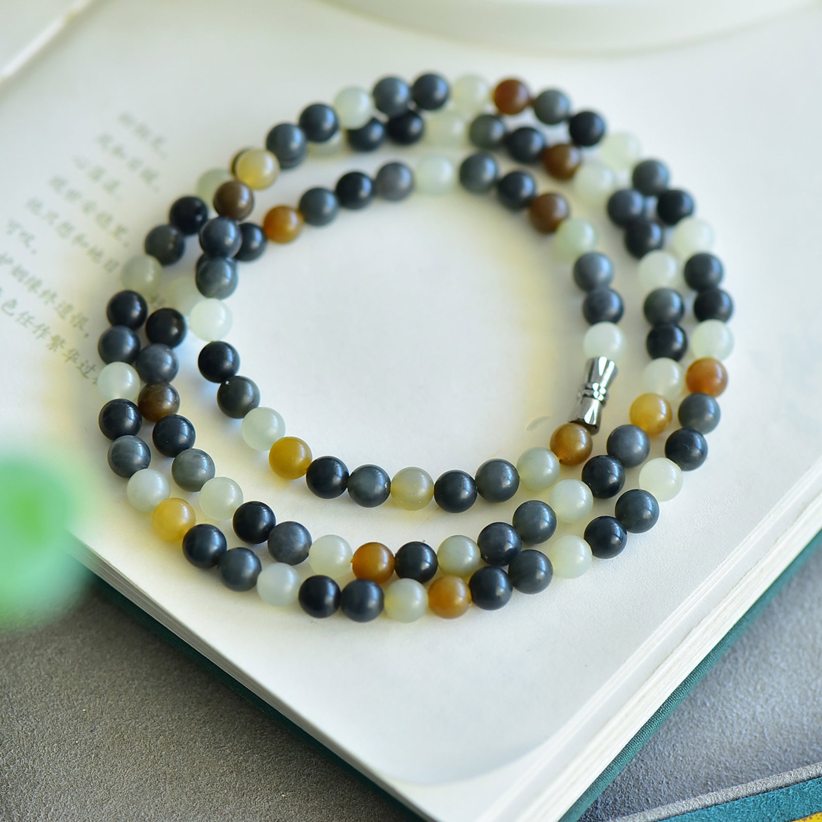 An Exquisite Multi-Gem Necklace - 3