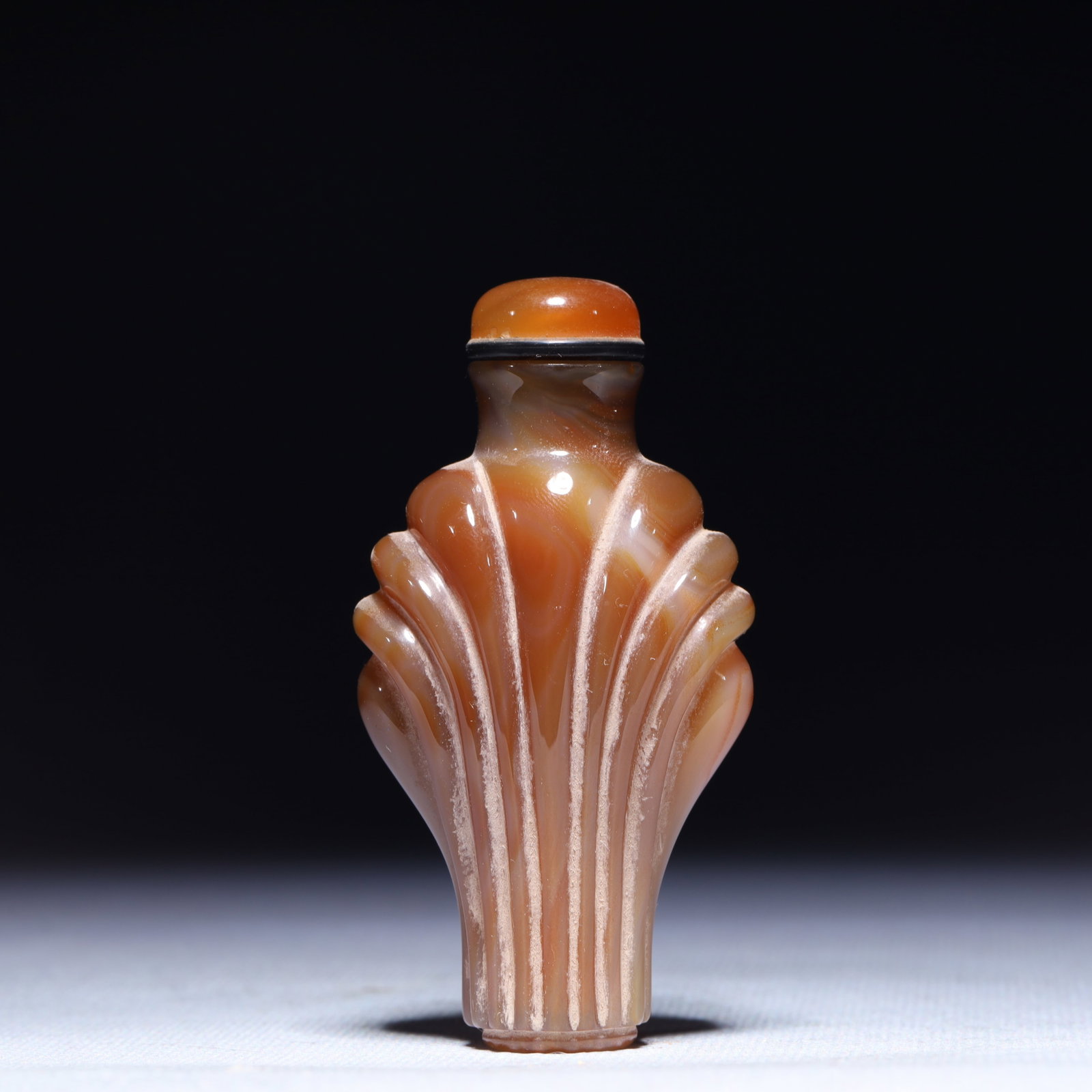 An Exquisite Agate Snuff Bottle - 5