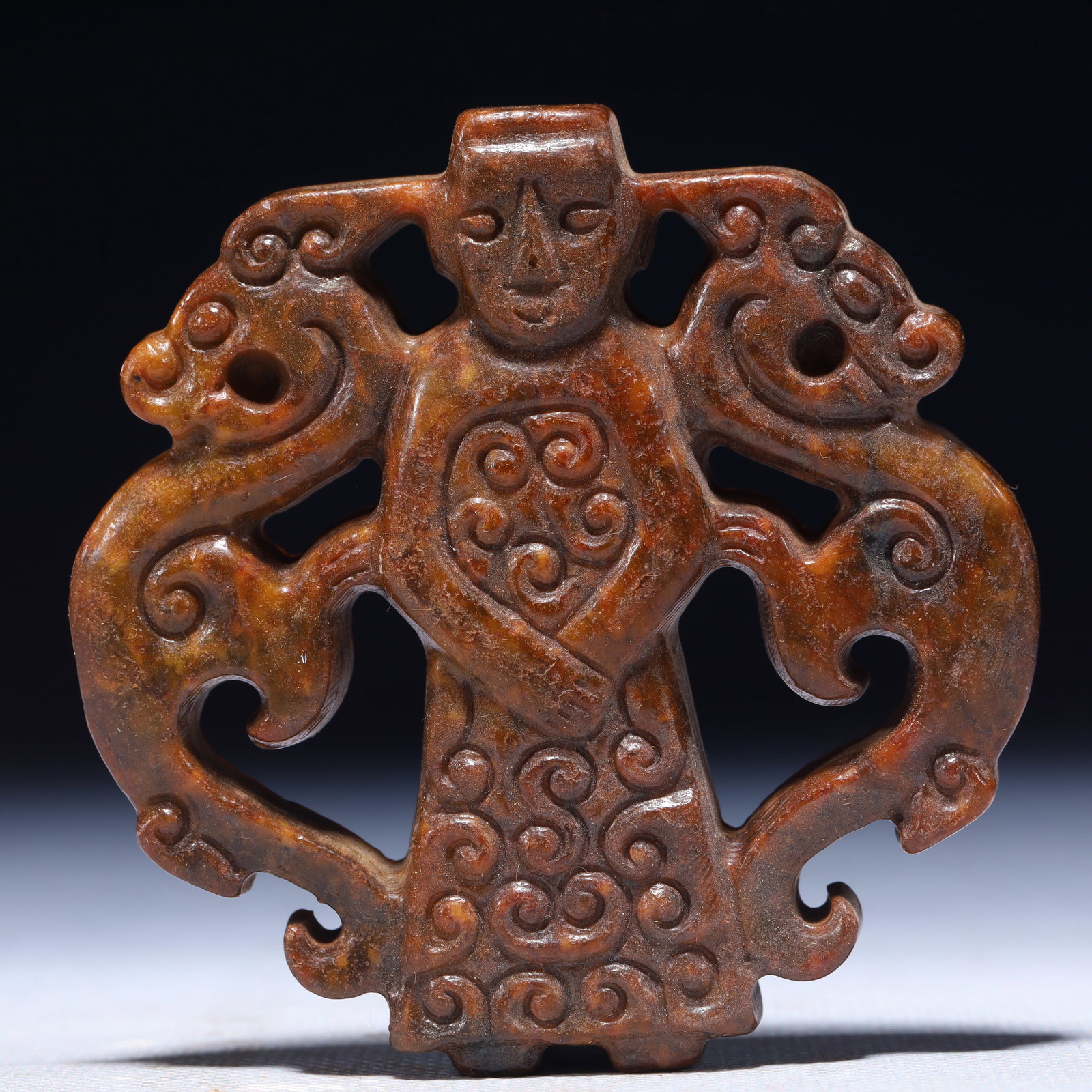 An Exquisite Archaic Jade Figure Pattern Ornament: An Exquisite Archaic Jade Figure Pattern Ornament,Ancient Time,China,Size:3.1inx0.4inx3in,Weight:99g 高古玉人物纹摆件,中国远古&#