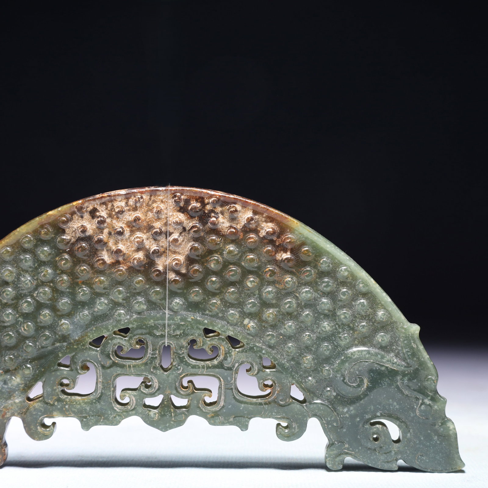 An Exquisite Jasper Dragon Pattern Ornament - 3