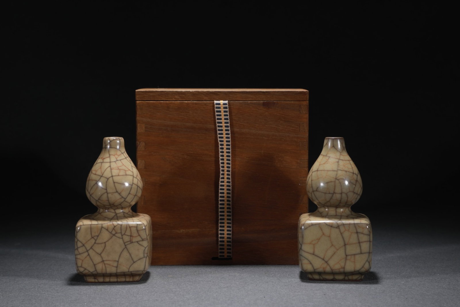 A Pair of Exquisite Ge yao Yellow Glazed Gourd-Shaped Vases: A Pair of Exquisite Ge yao Yellow Glazed Gourd-Shaped Vases,Song Dynasty,China,Size:4.9inx2.4in