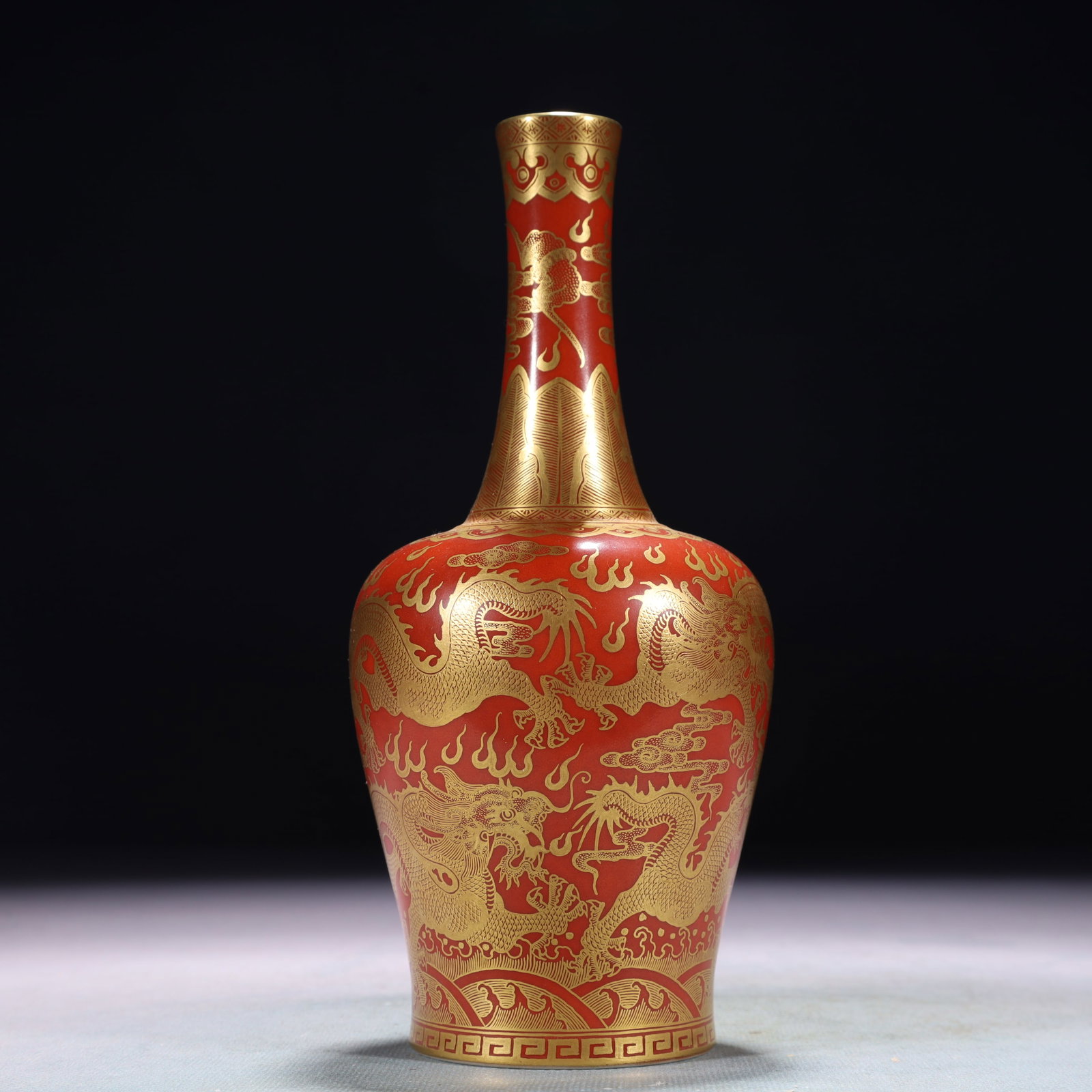 An Exquisite Iron-Red Painted Gold Dragon Pattern Vase: An Exquisite Iron-Red Painted Gold Dragon Pattern Vase,Qing Dynasty,China,Yongzheng Six-character Mark,Size:3.1inx7.9in,Weight:300g