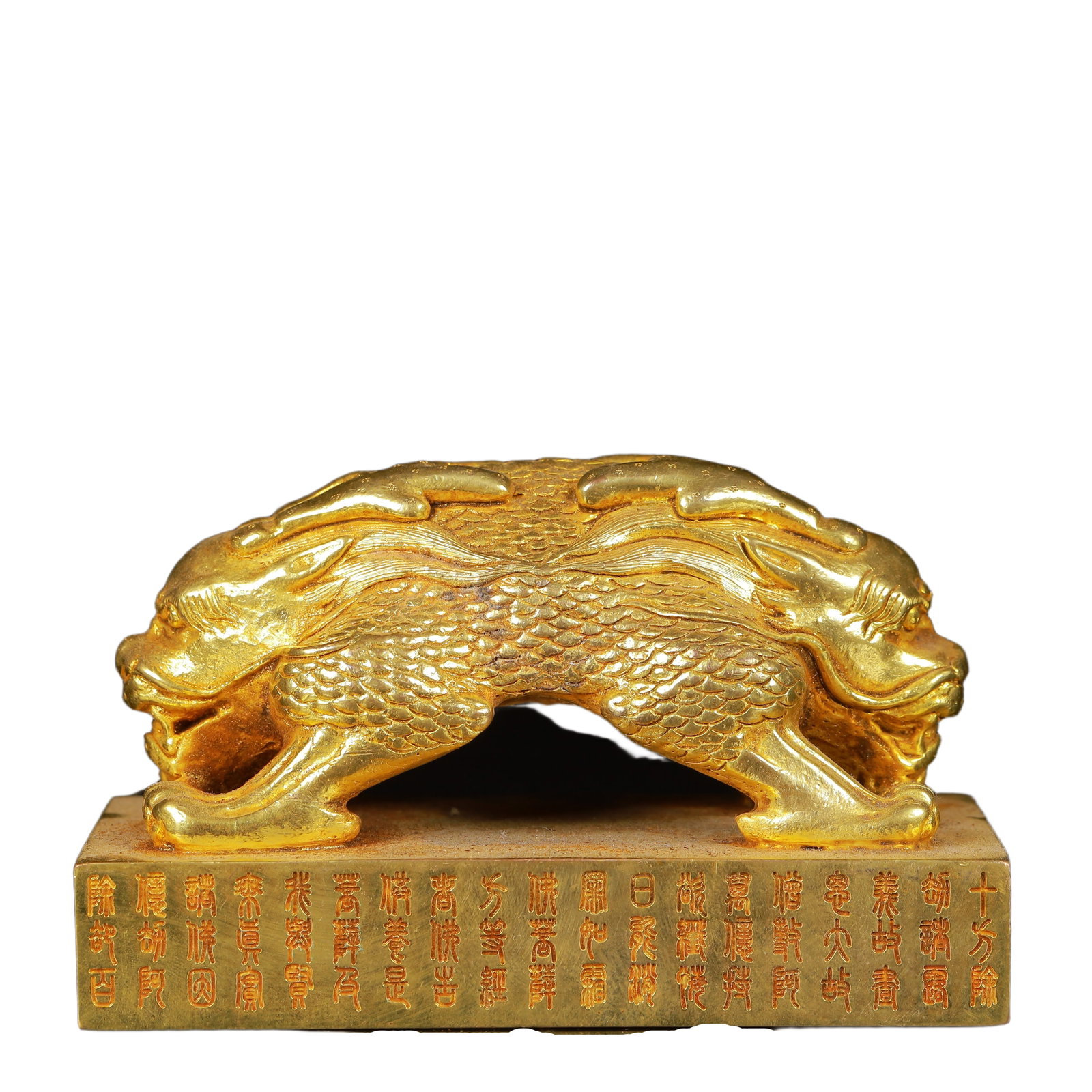 An Exquisite Gilt Bronze Lion Seal,with Poem: An Exquisite Gilt Bronze Lion Seal,with Poem,Qing Dynasty,China,Size:4.1inx2.2inx2.6in,Weight:1538g