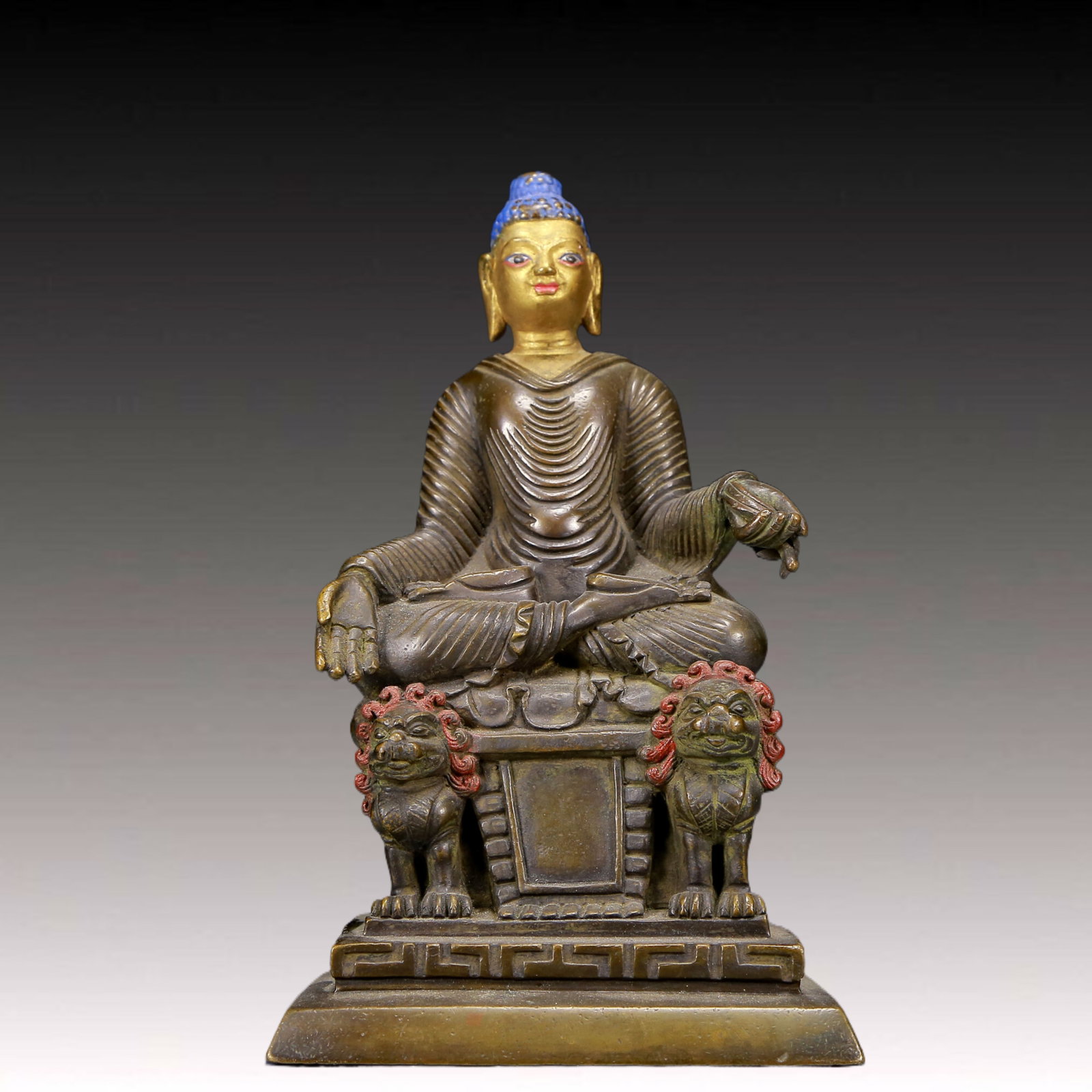 A Solemn Gilt Bronze Statue of Sakyamuni: A Solemn Gilt Bronze Statue of Sakyamuni,Qing Dynasty, China,Qianlong Mark,Size:4.7inx3.1inx7.9in,Weight:2010g
